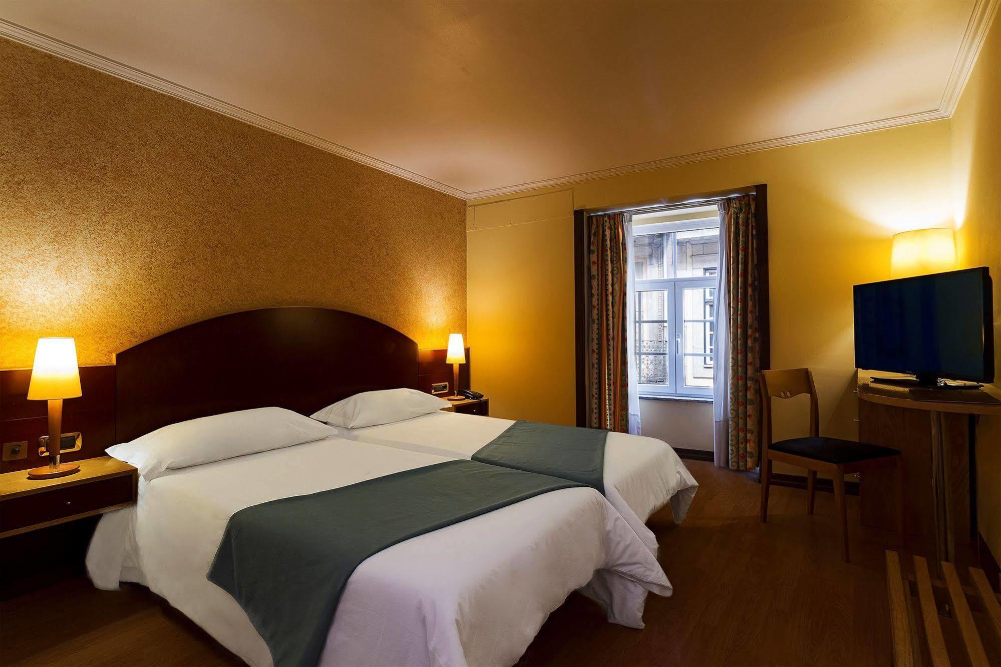 Internacional Hotel 3*