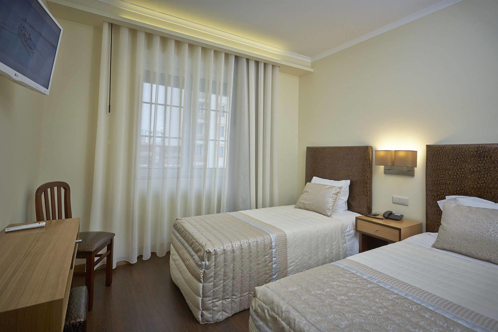 Hostel Welcome In