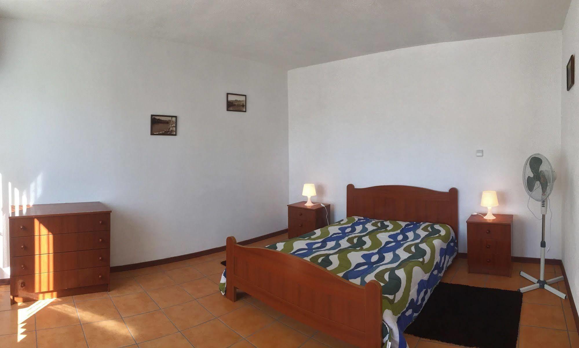 Residencias Varadouro Bed & Breakfast *