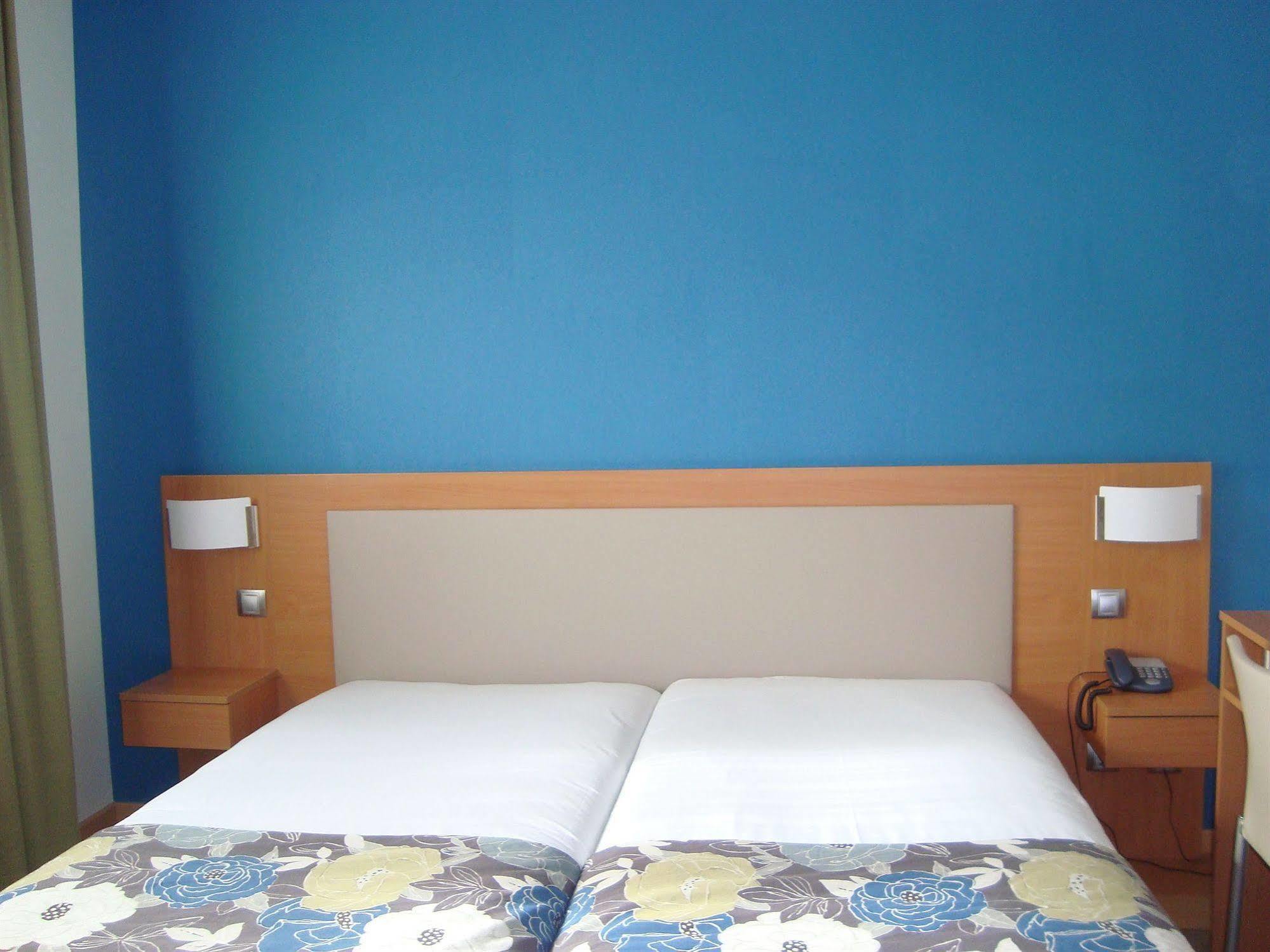 Hotel Albergaria Borges 3*