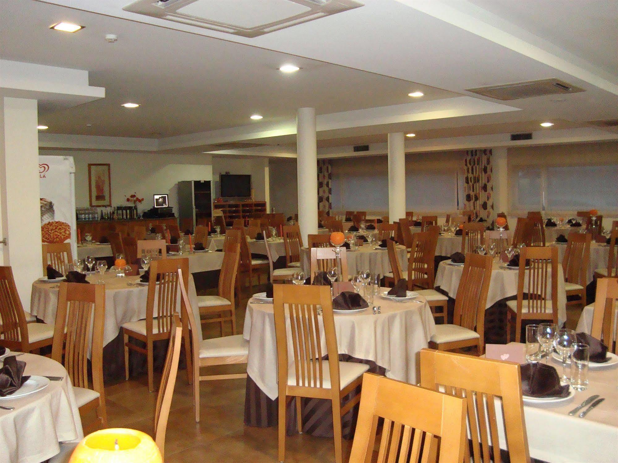 Hotel Albergaria Borges 3*