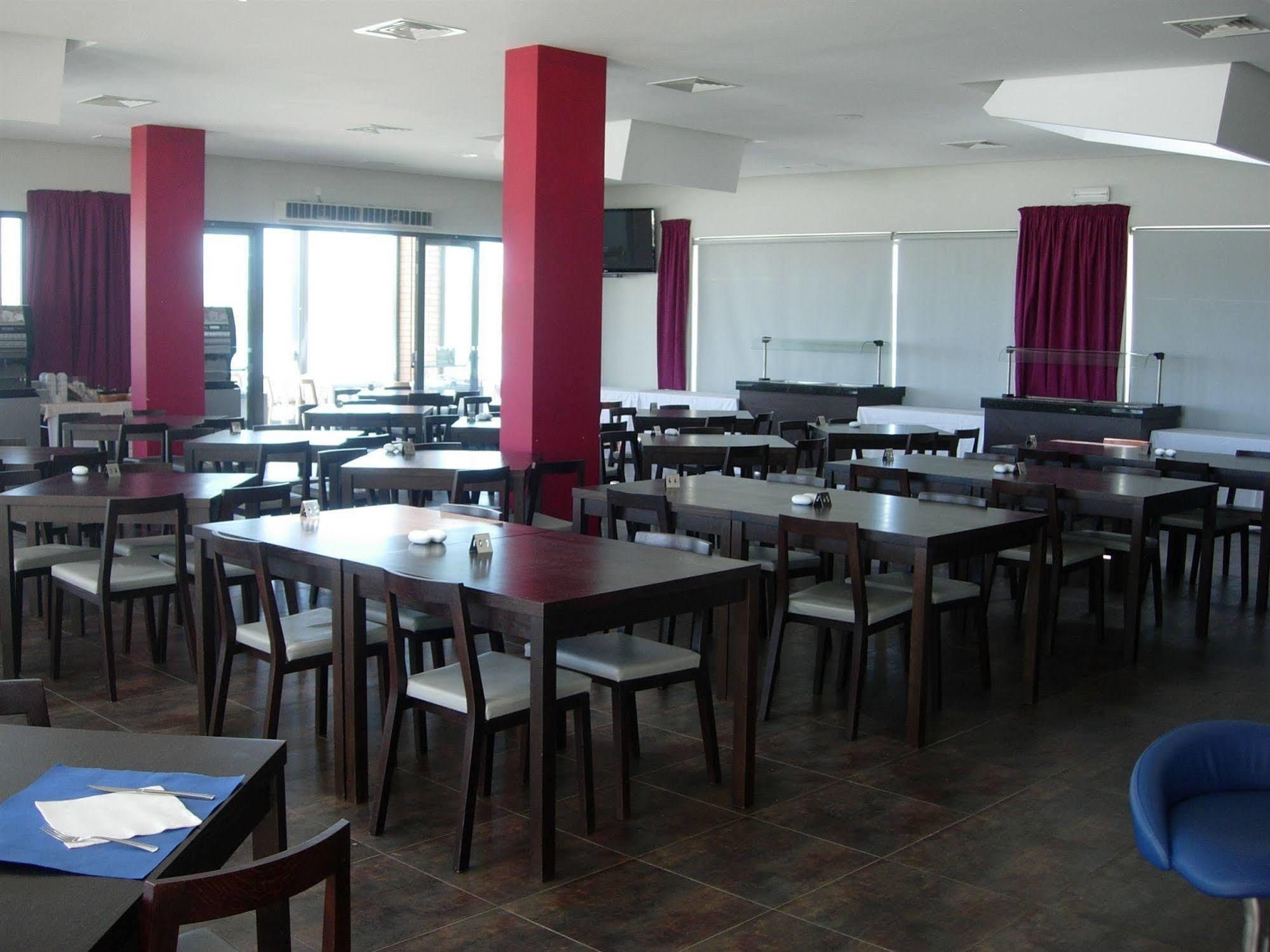 Hotel Agua Riverside