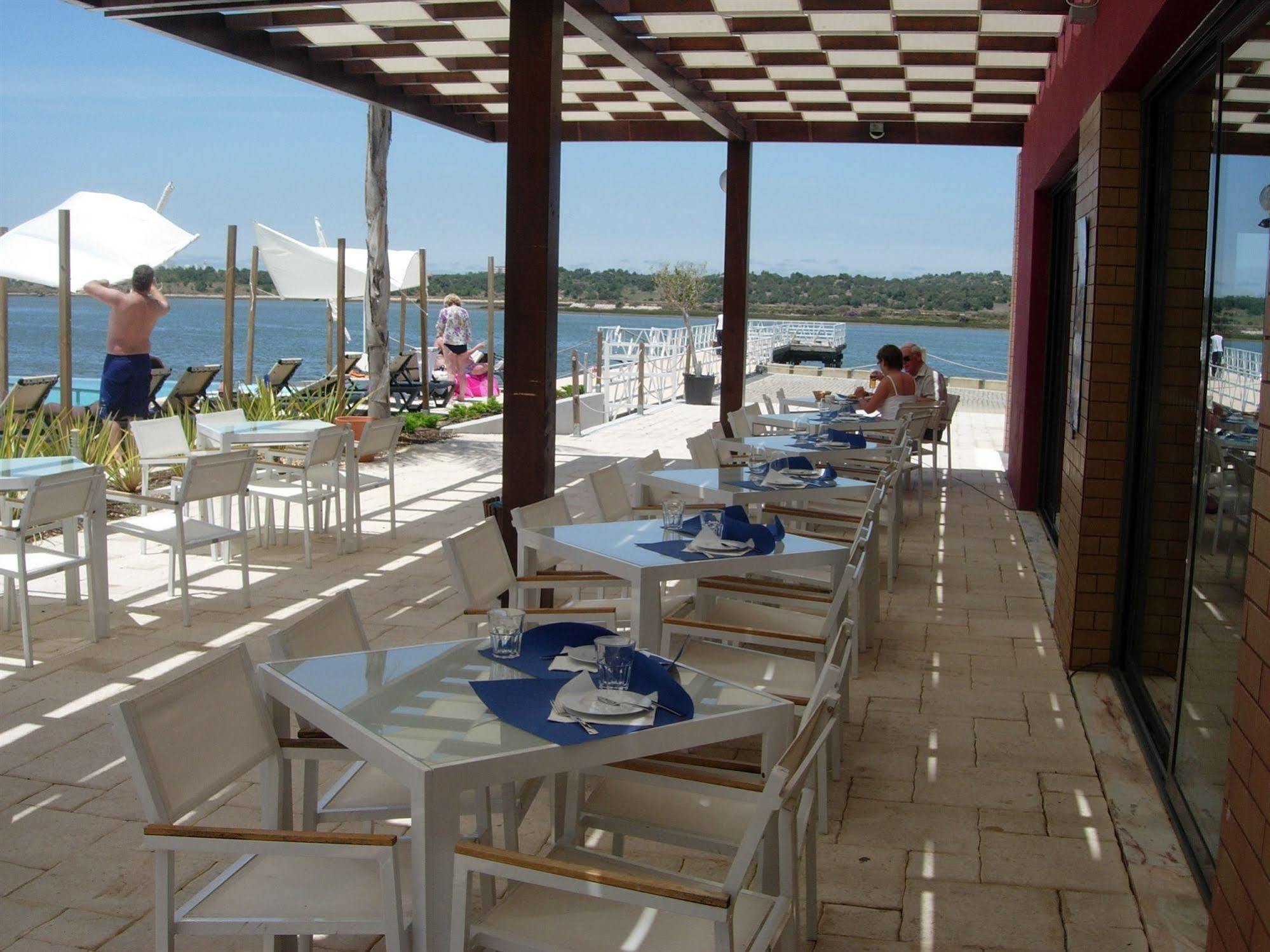 Hotel Agua Riverside 4*
