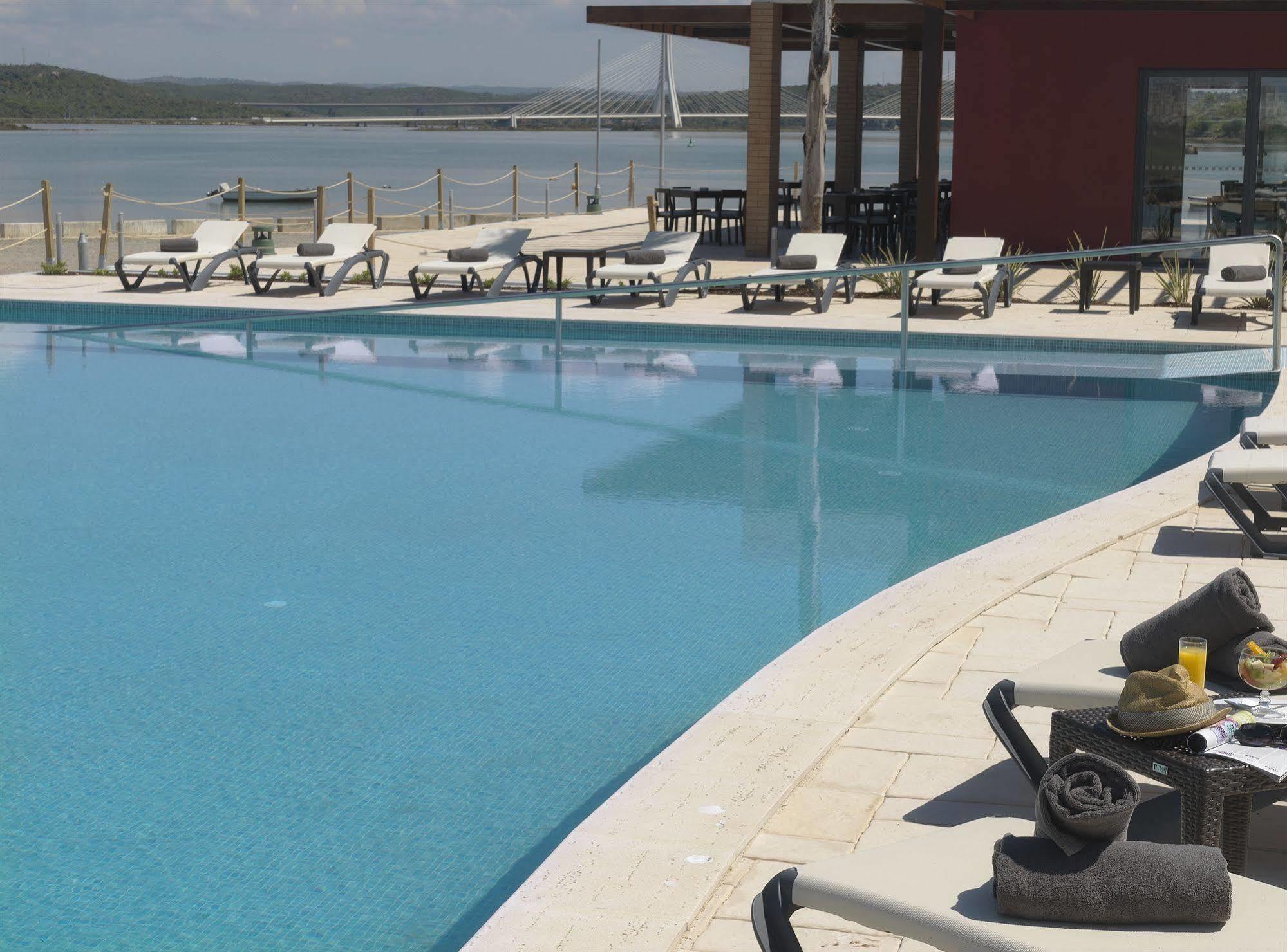 Agua Riverside
