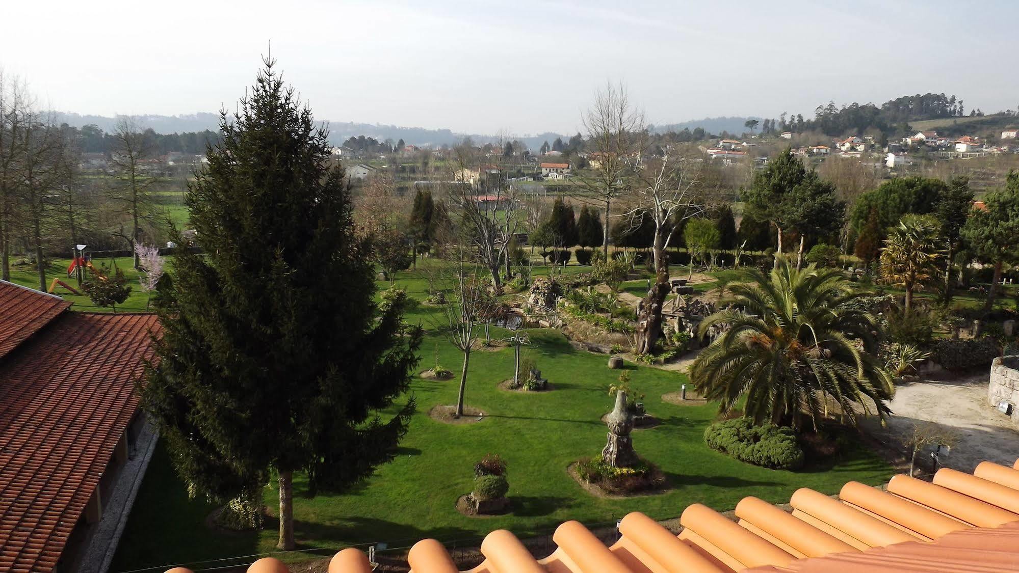 Quinta Da Cruz & 4*