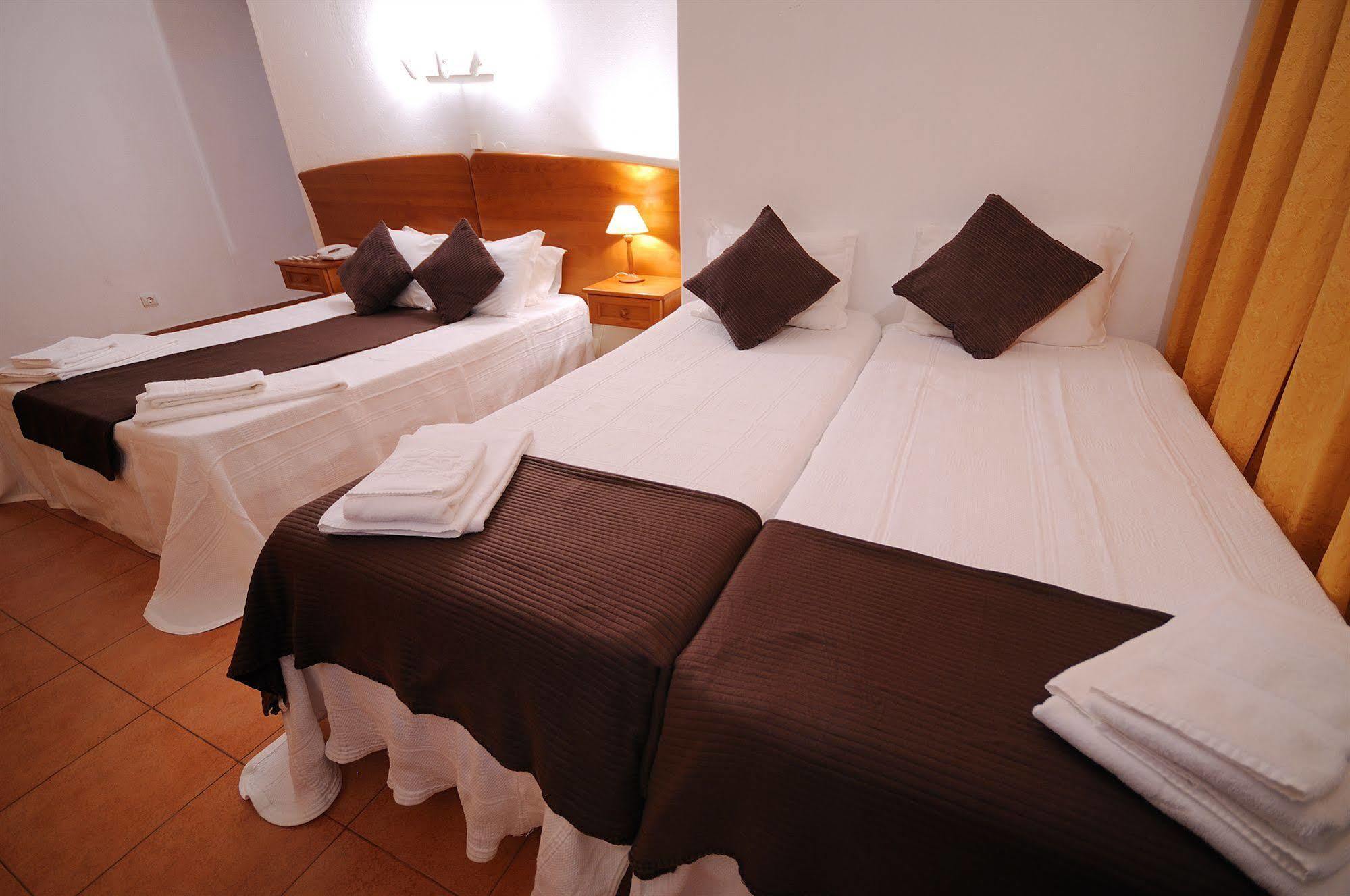 Guest house Dom Carlos I 3*