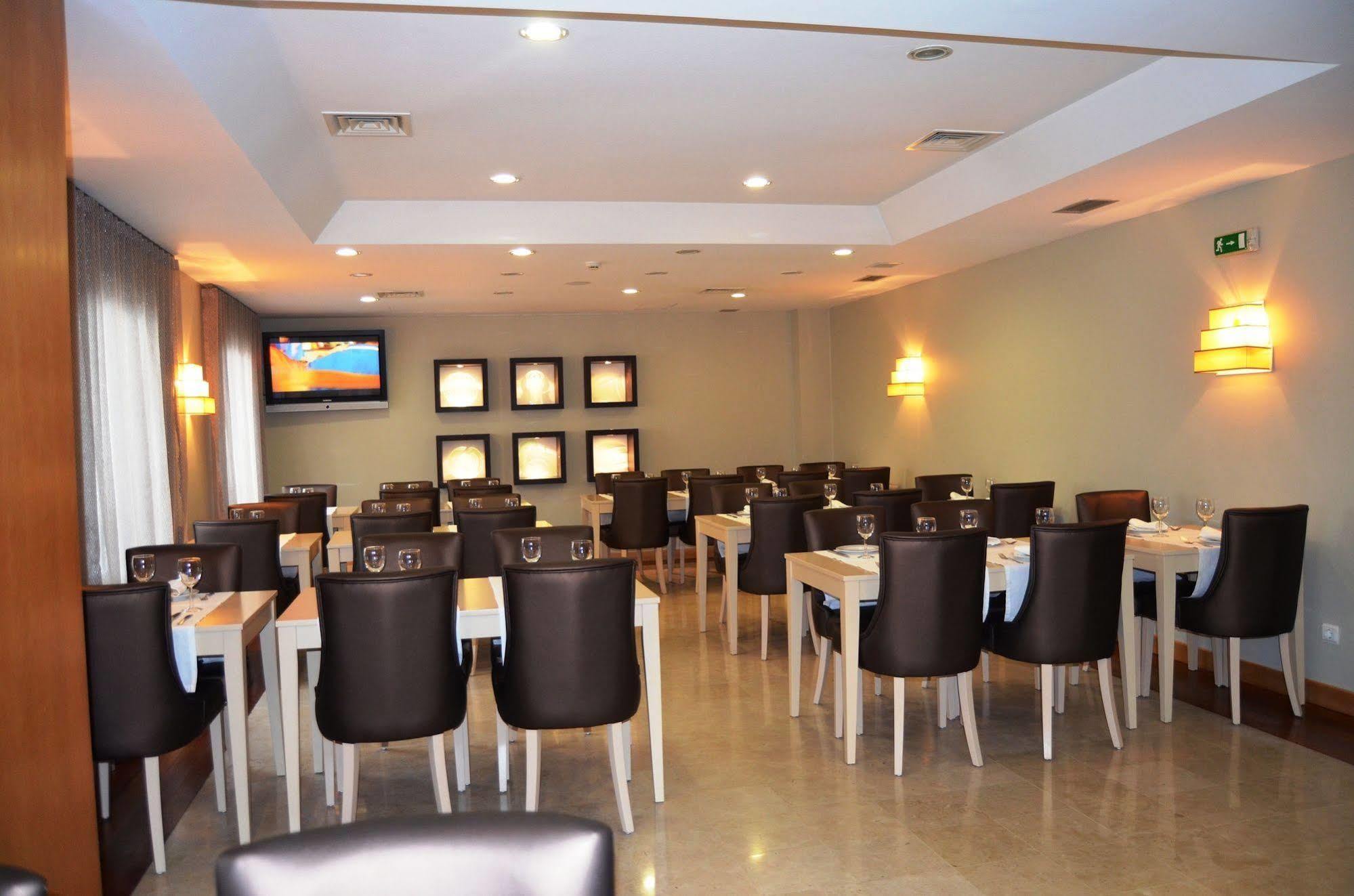 Hotel Torres Novas 3*