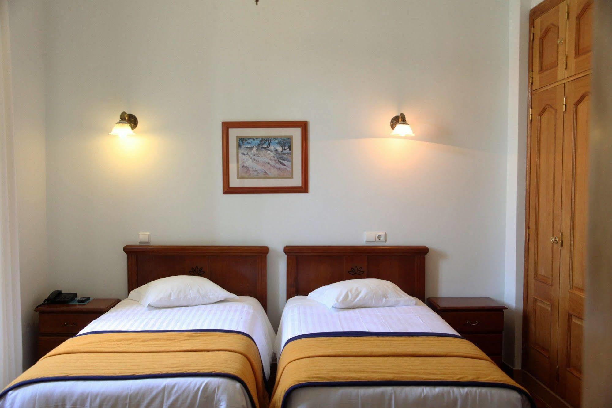 Smart Hotel
