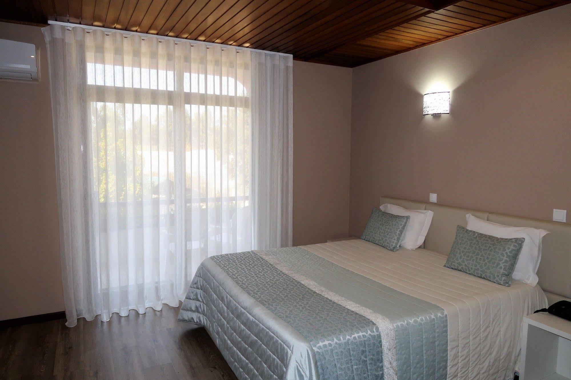 Hotel Contriz 2*