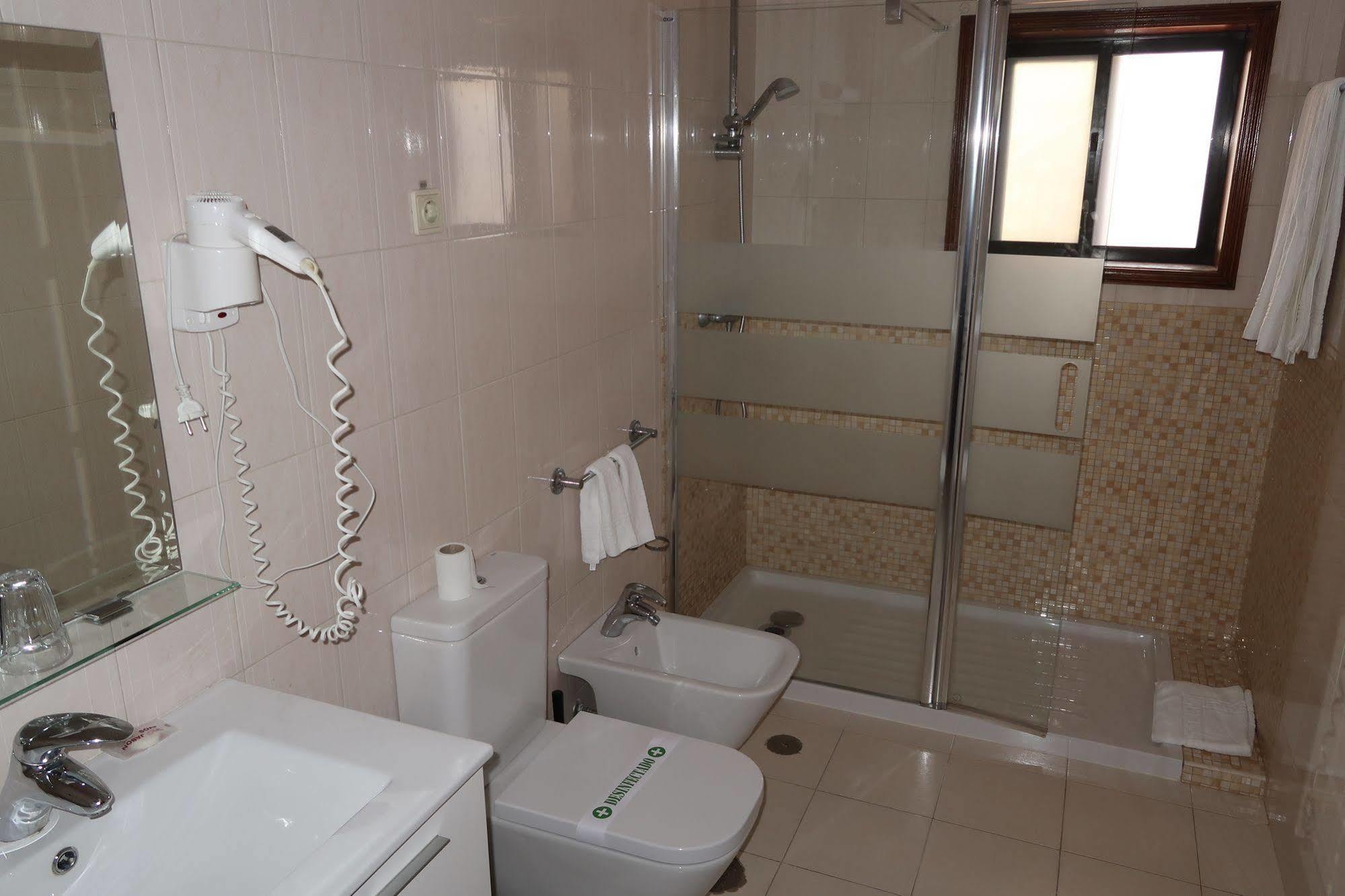 Contriz Hotel