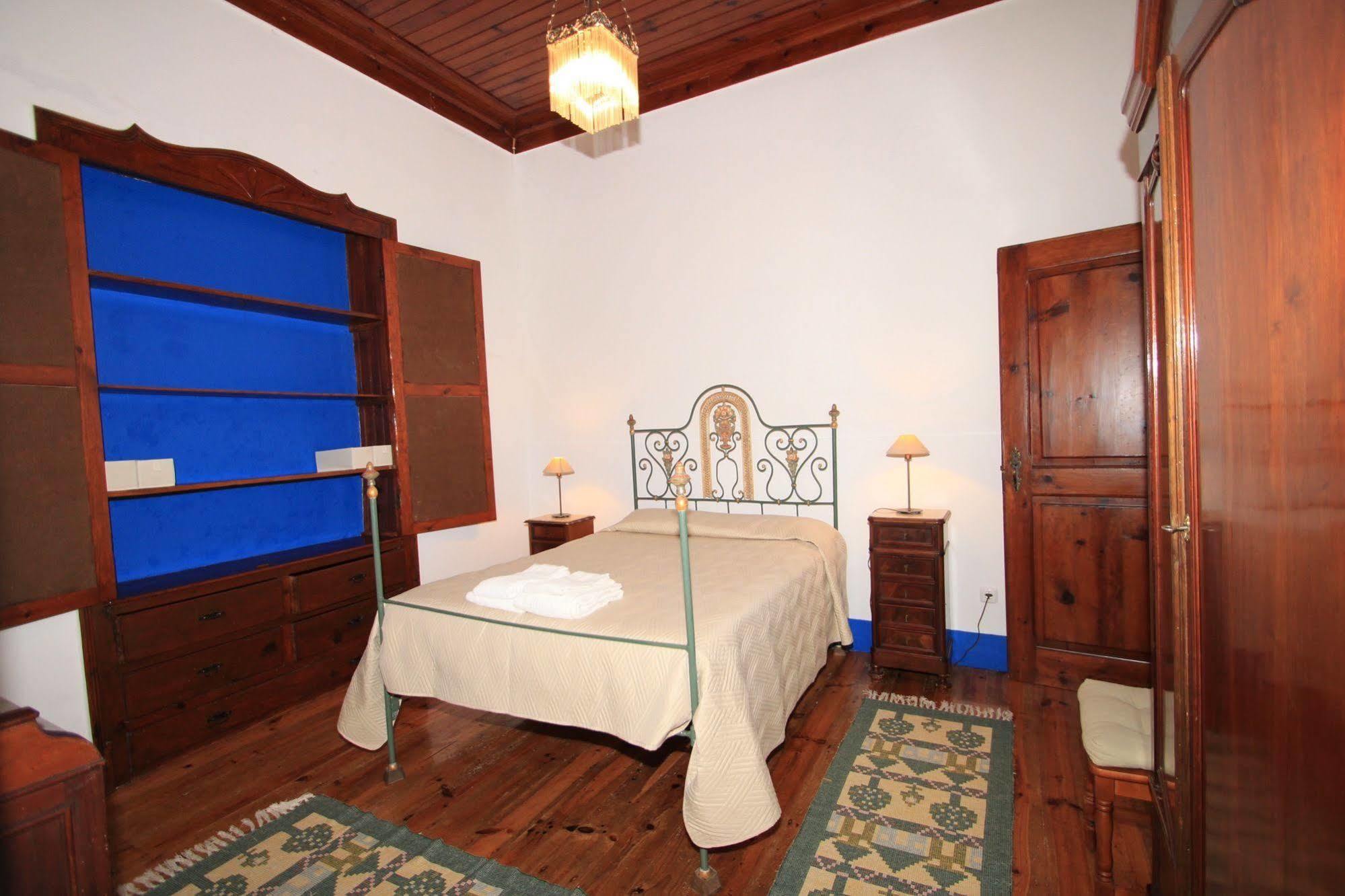 Casa Do Cais De Sao Martinho Do Porto *