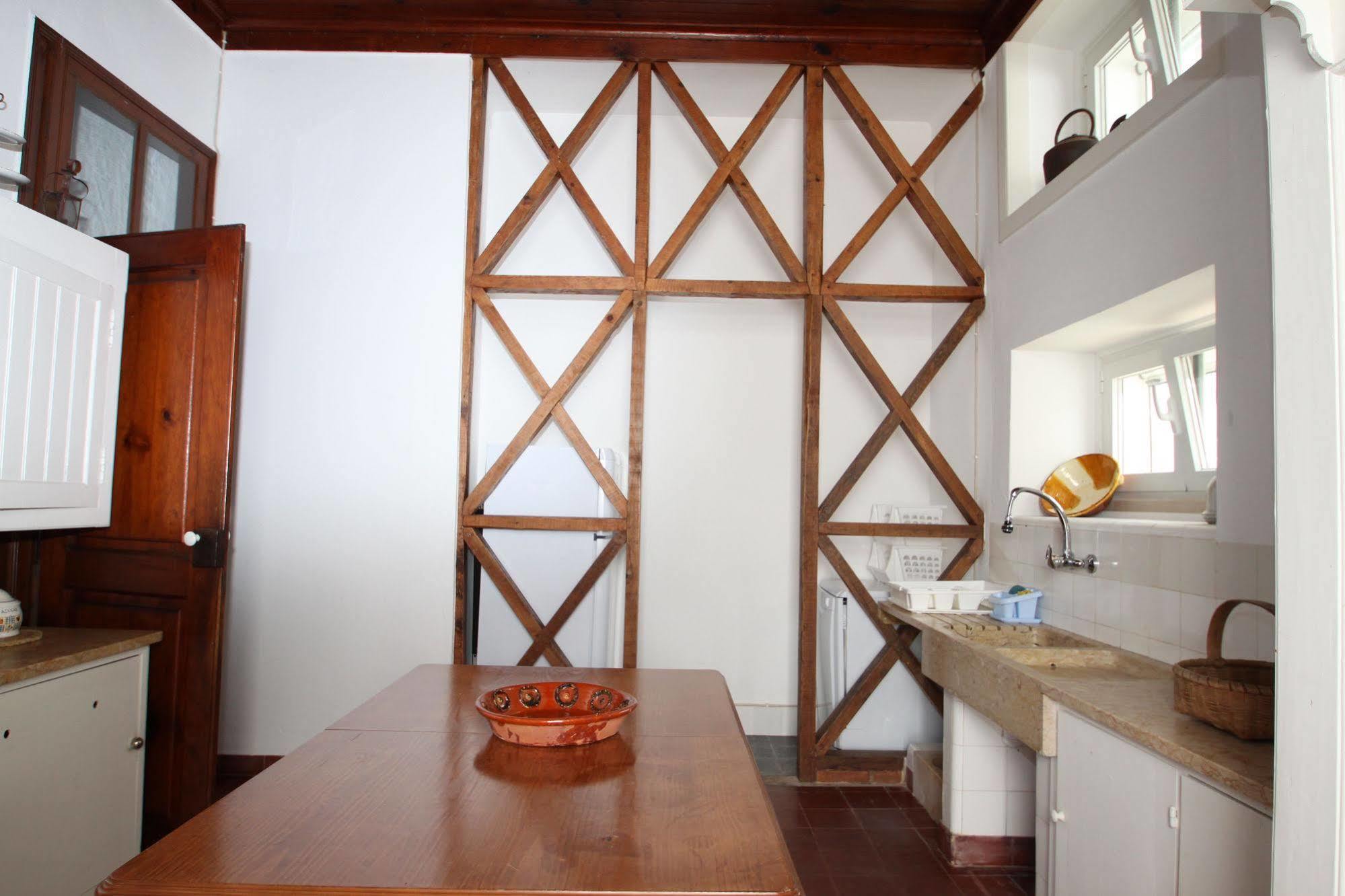 Casa Do Cais De Sao Martinho Do Porto Holiday home