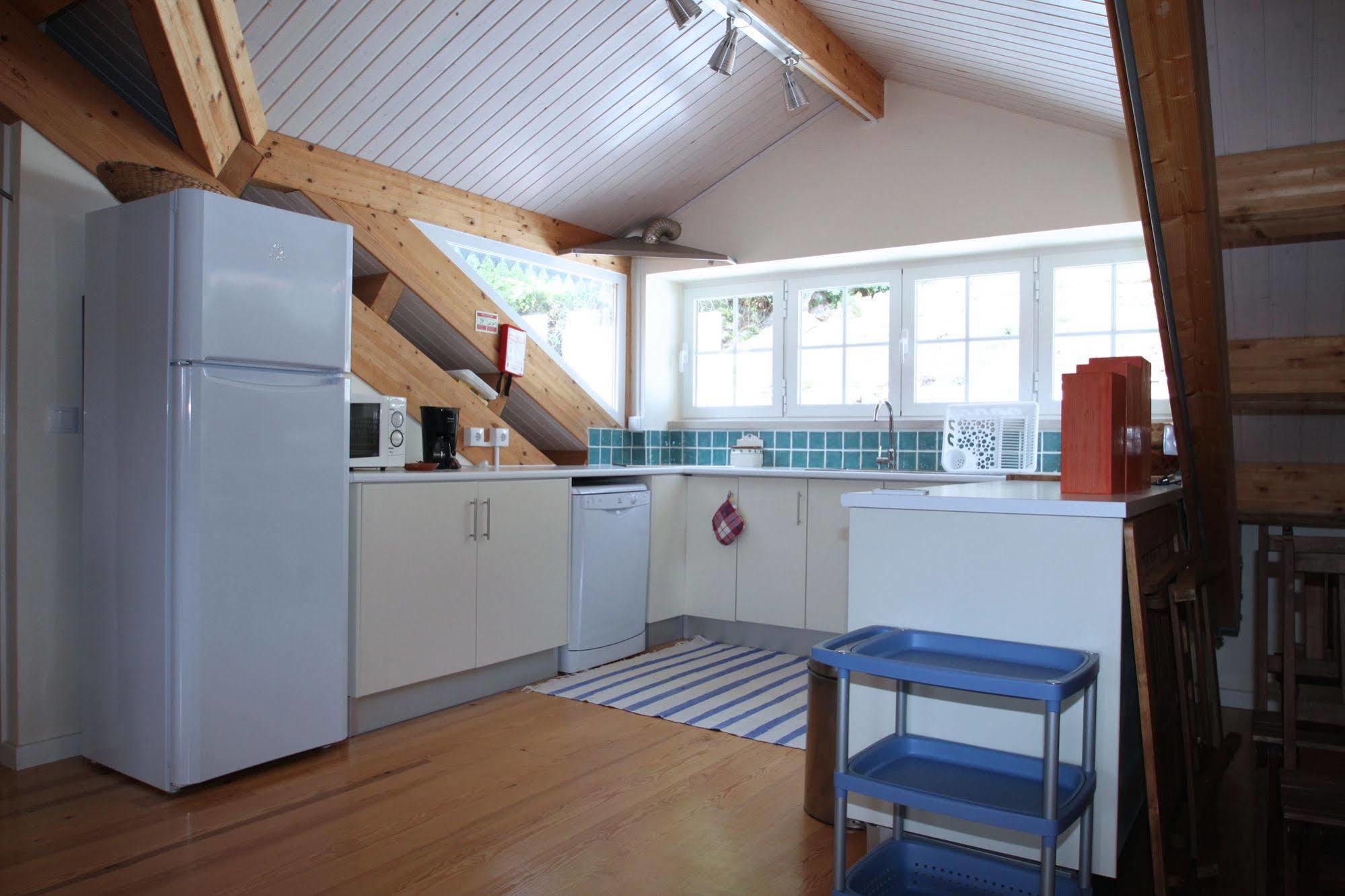 Casa Do Cais De Sao Martinho Do Porto Holiday home