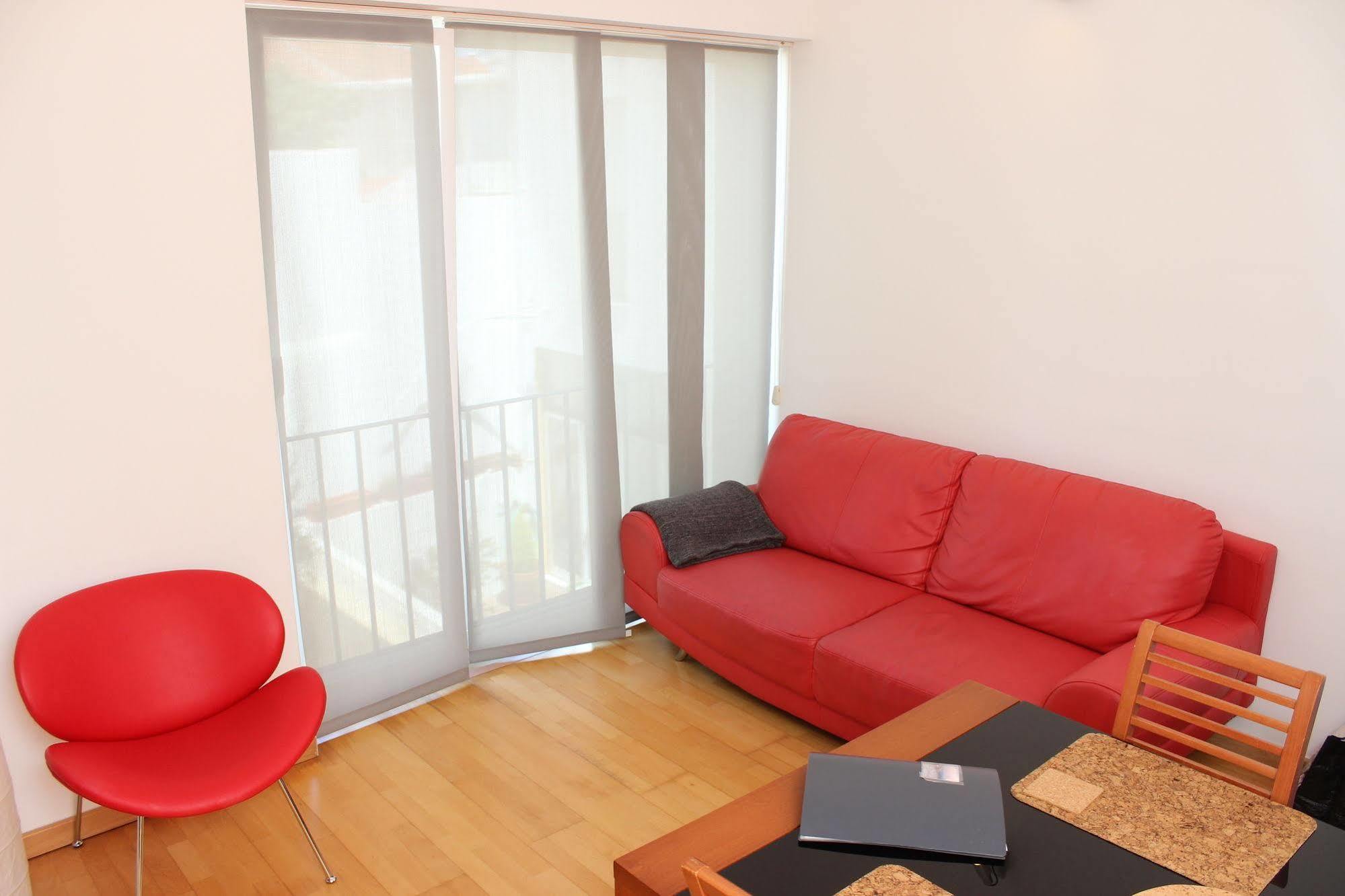 Born To In Milfontes Apartment *