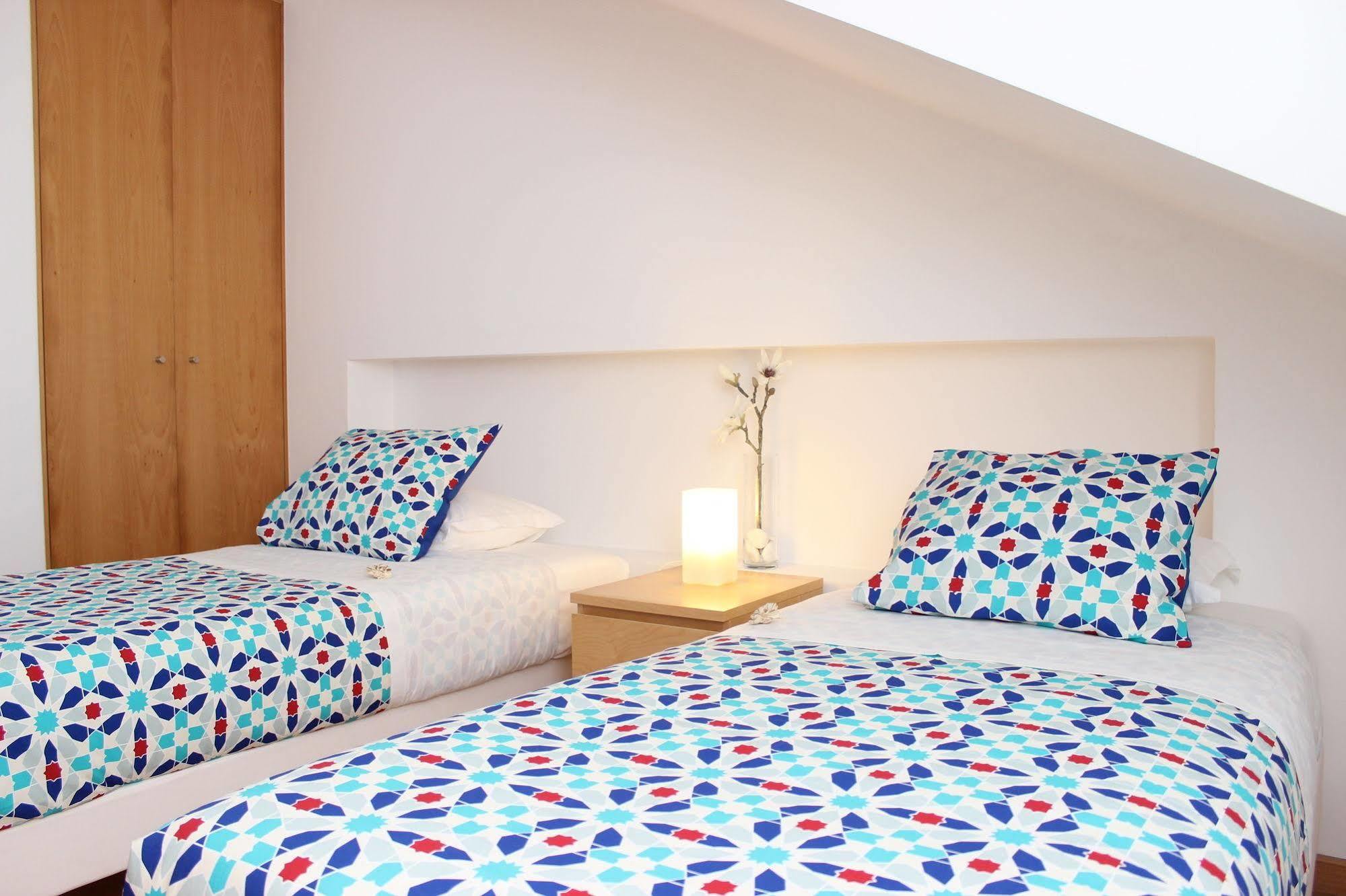Apartment Born To In Milfontes *
