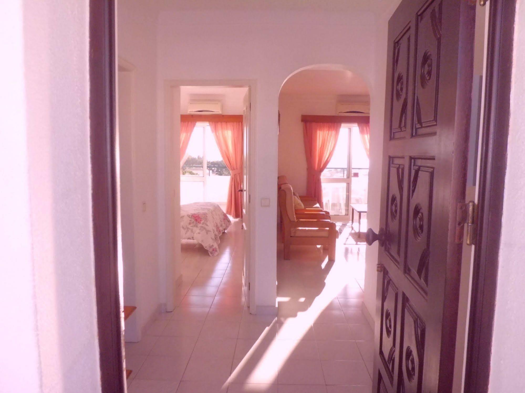 Debimar Apartamento *