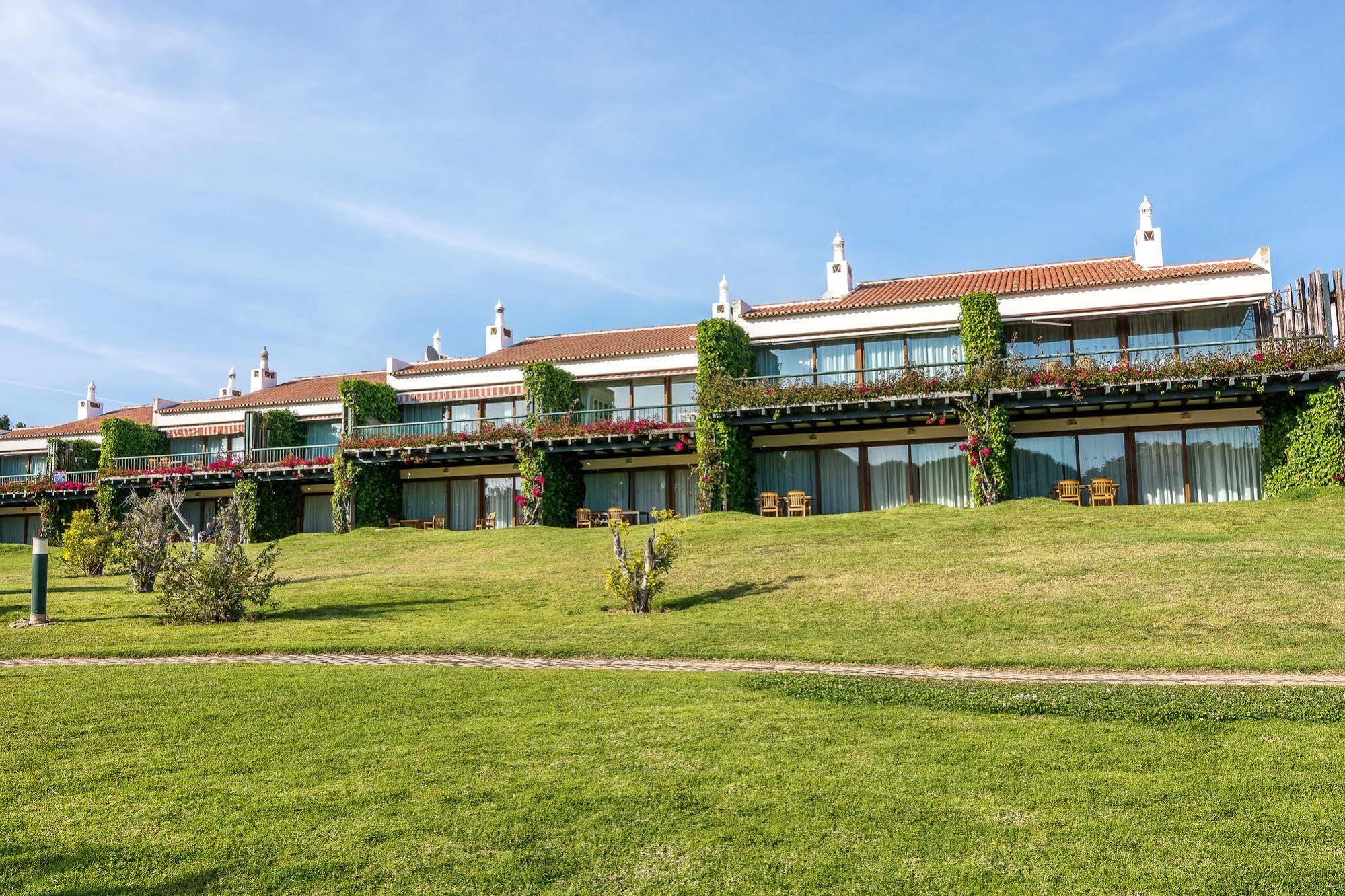 Pedras Del Rey Holiday home *