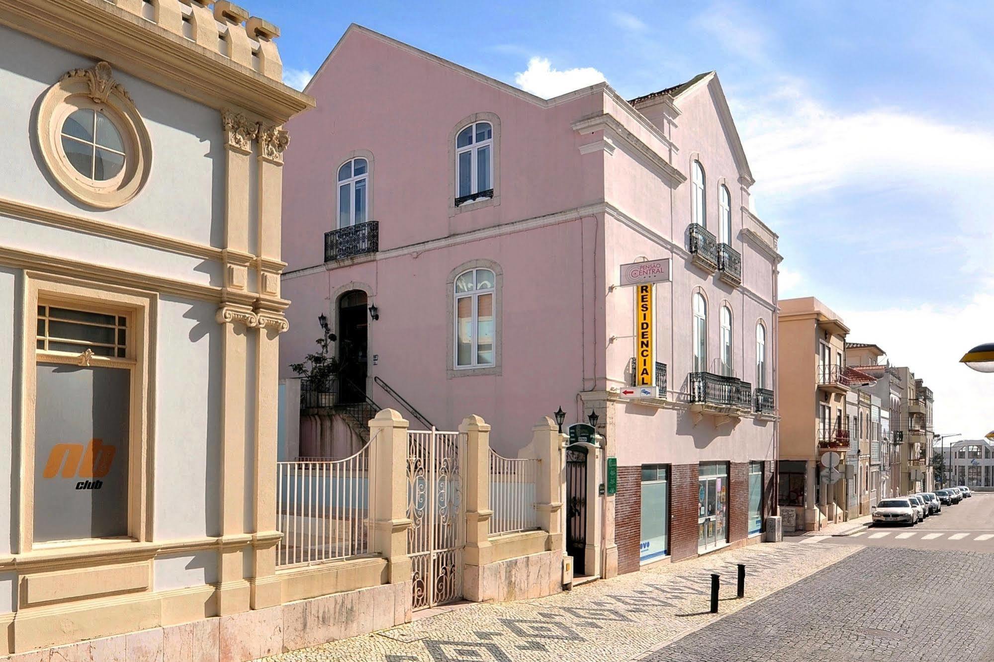 Pensión Central Guest House Figueira da Foz