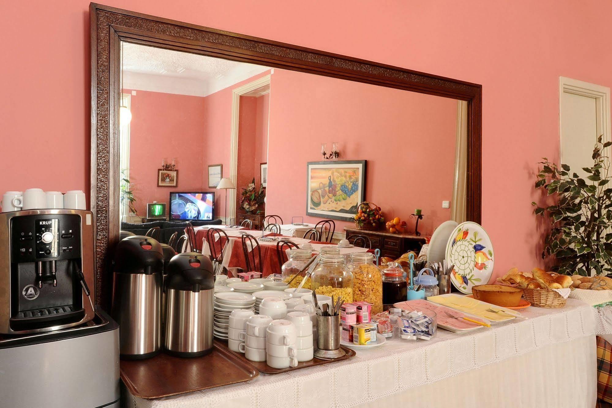 Central Guest House Pensión 3*