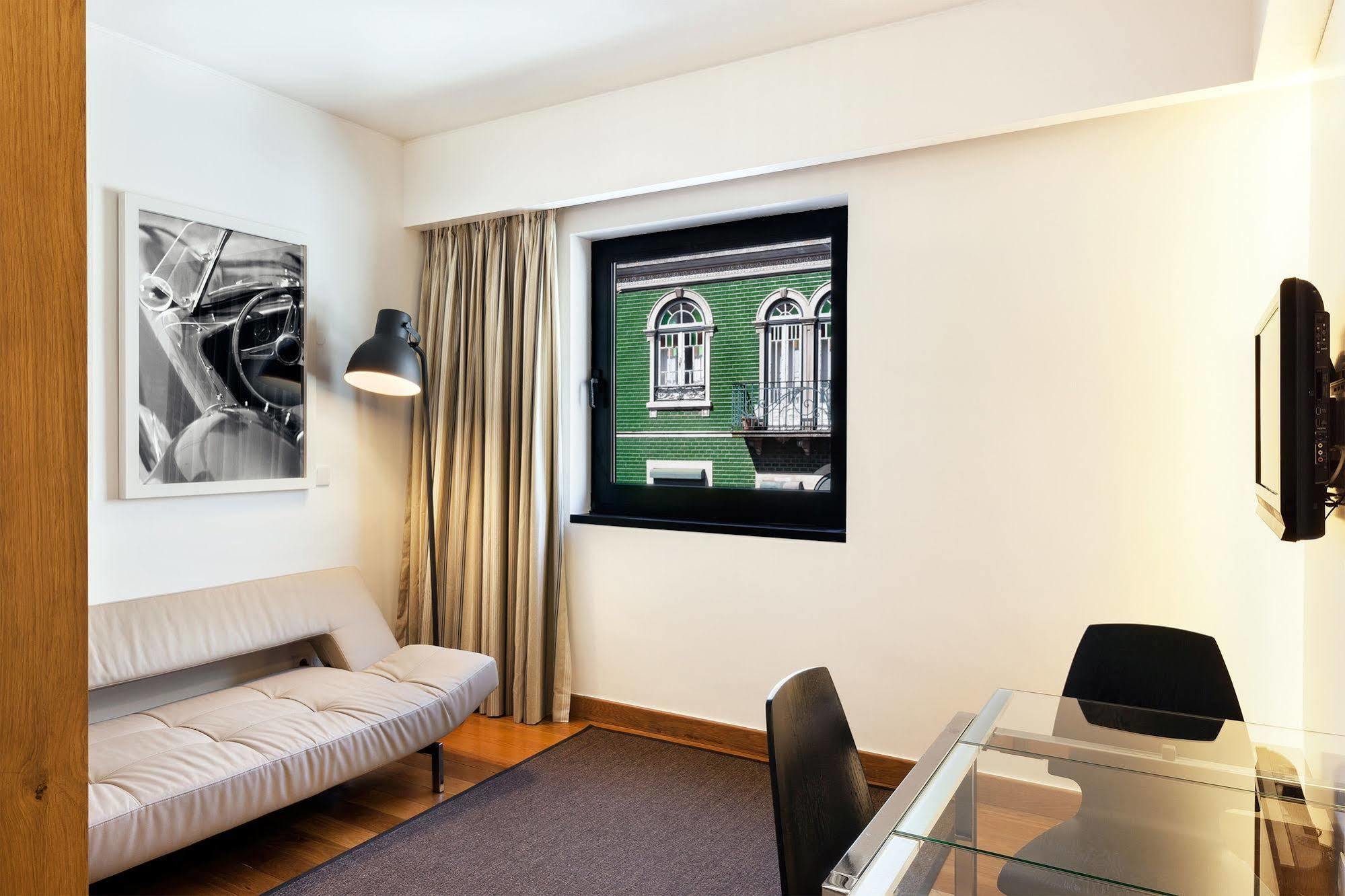 Hotel Hello Marques De Pombal 4*