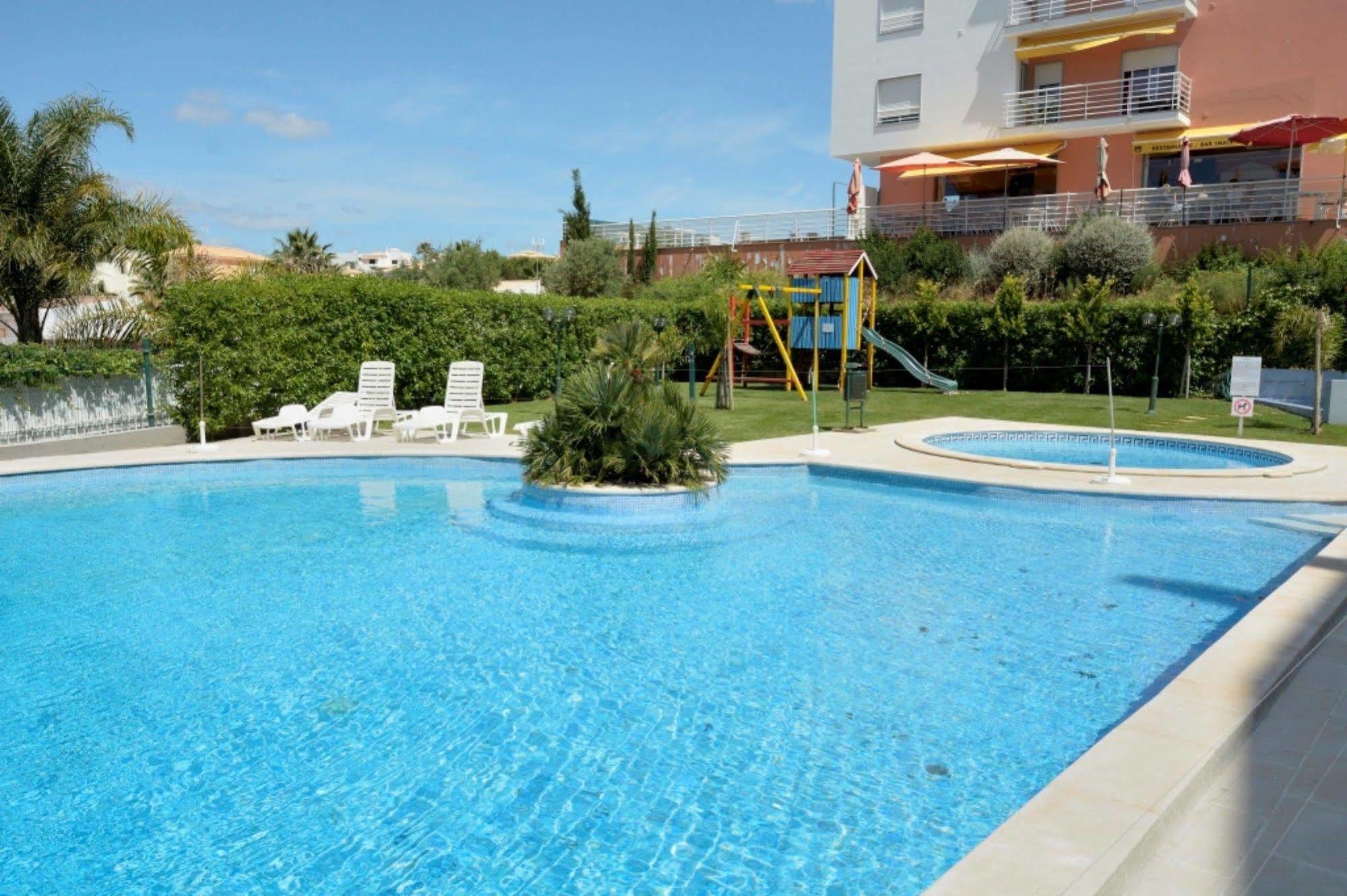 Akisol Armacao Pera Apartamento