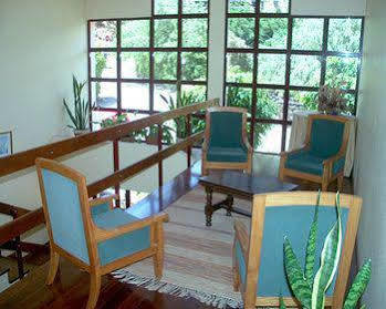 Al Moniz Guest house