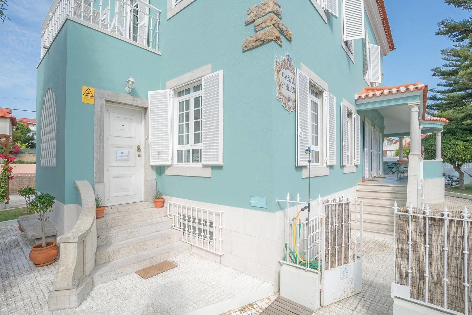Blue Boutique & Suites Hostel Estoril