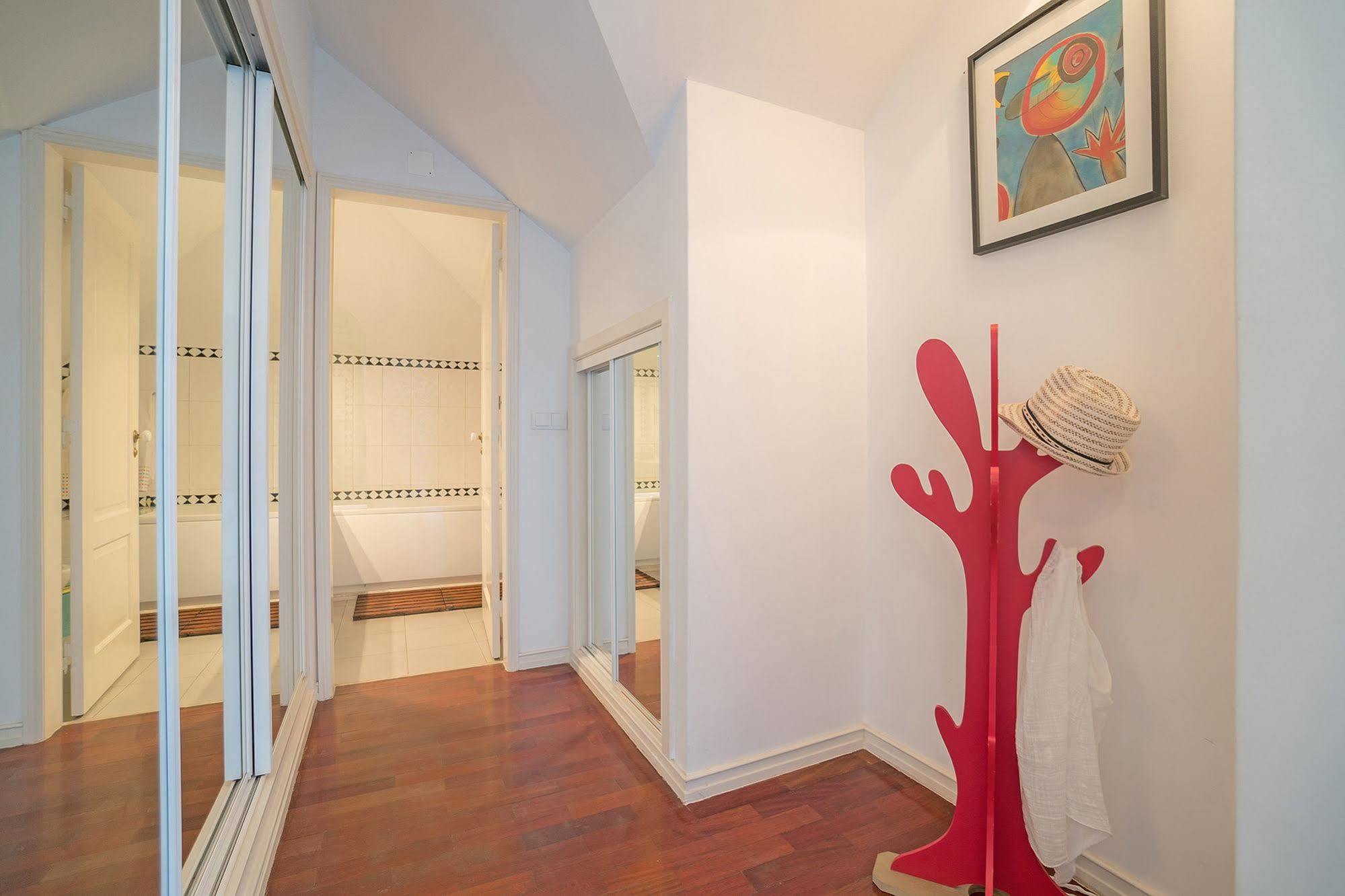 Blue Boutique & Suites *