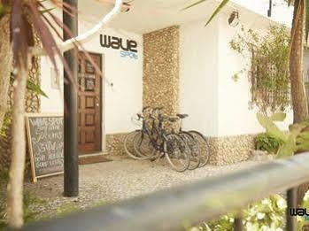 Guest house Naga Laut Surf Villa Costa da Caparica