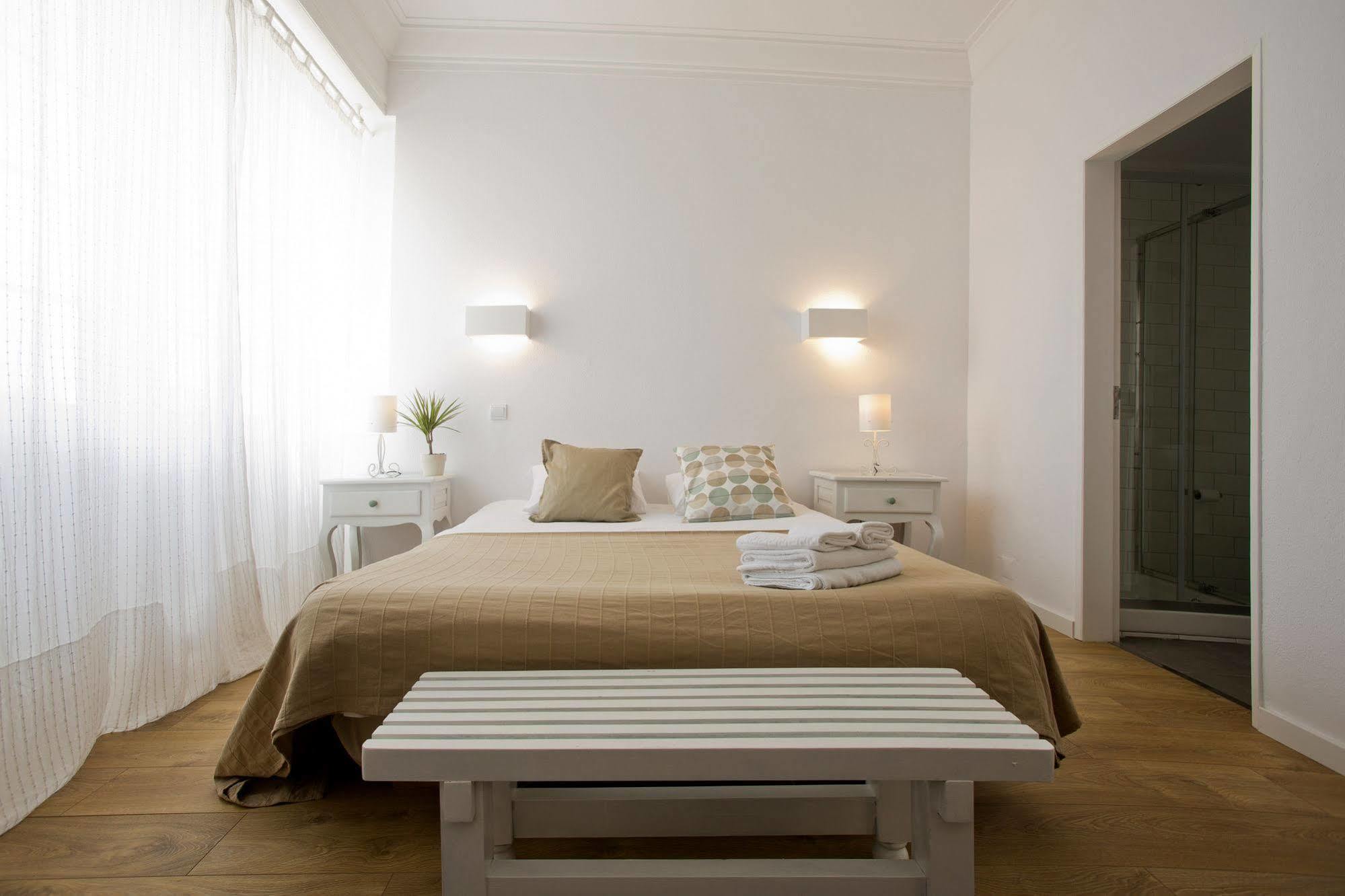 Casa de hóspedes Amar & 2*