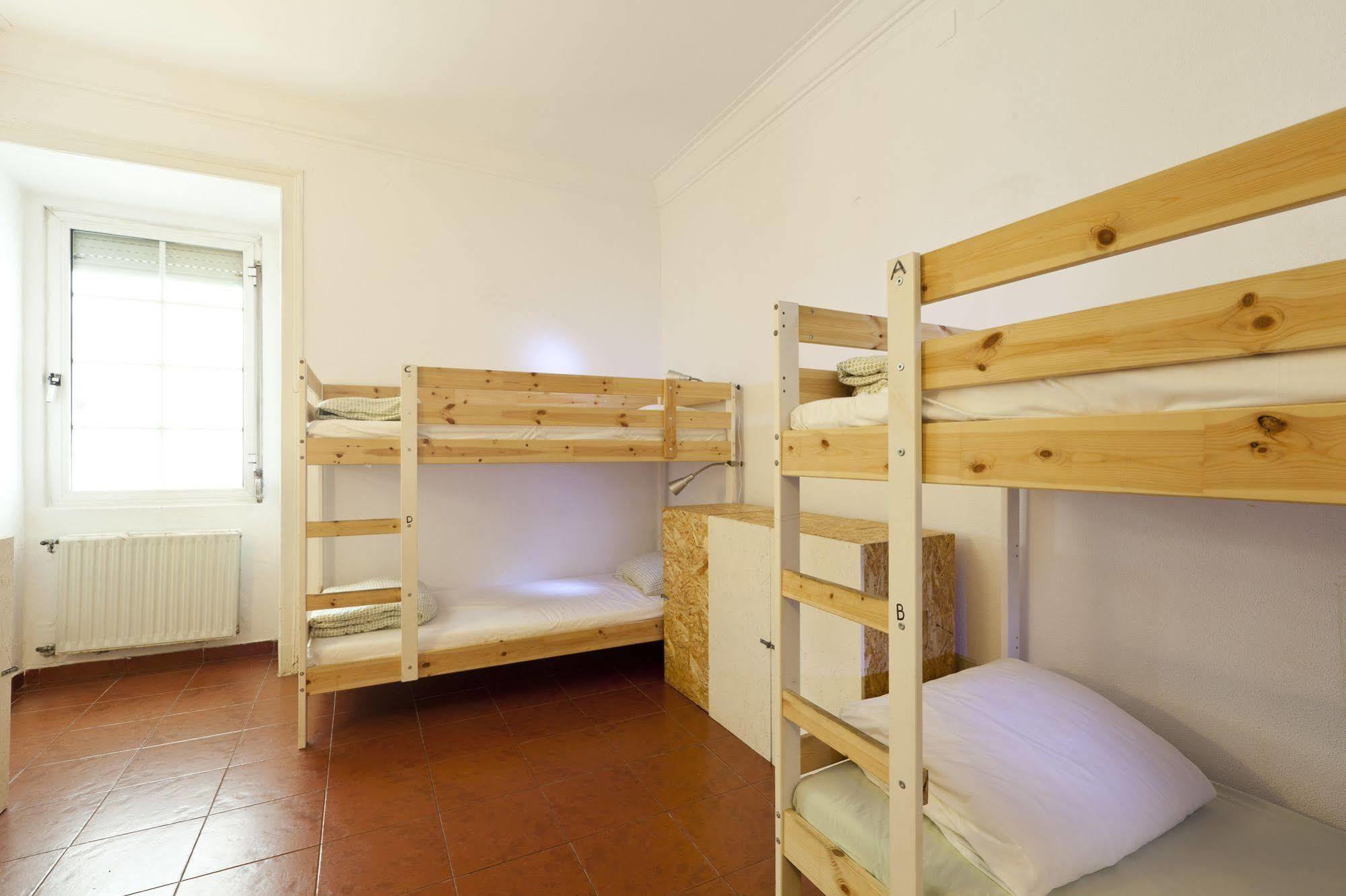 Gasthuis Amar Hostel&suites Ericeira
