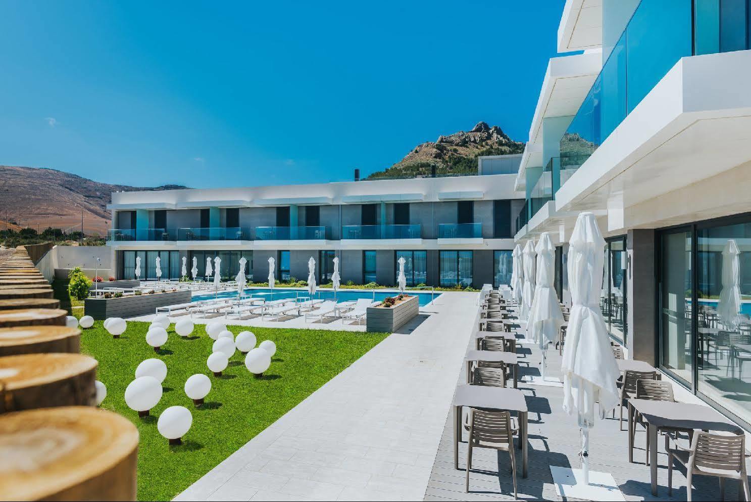 Baleira Village 4*