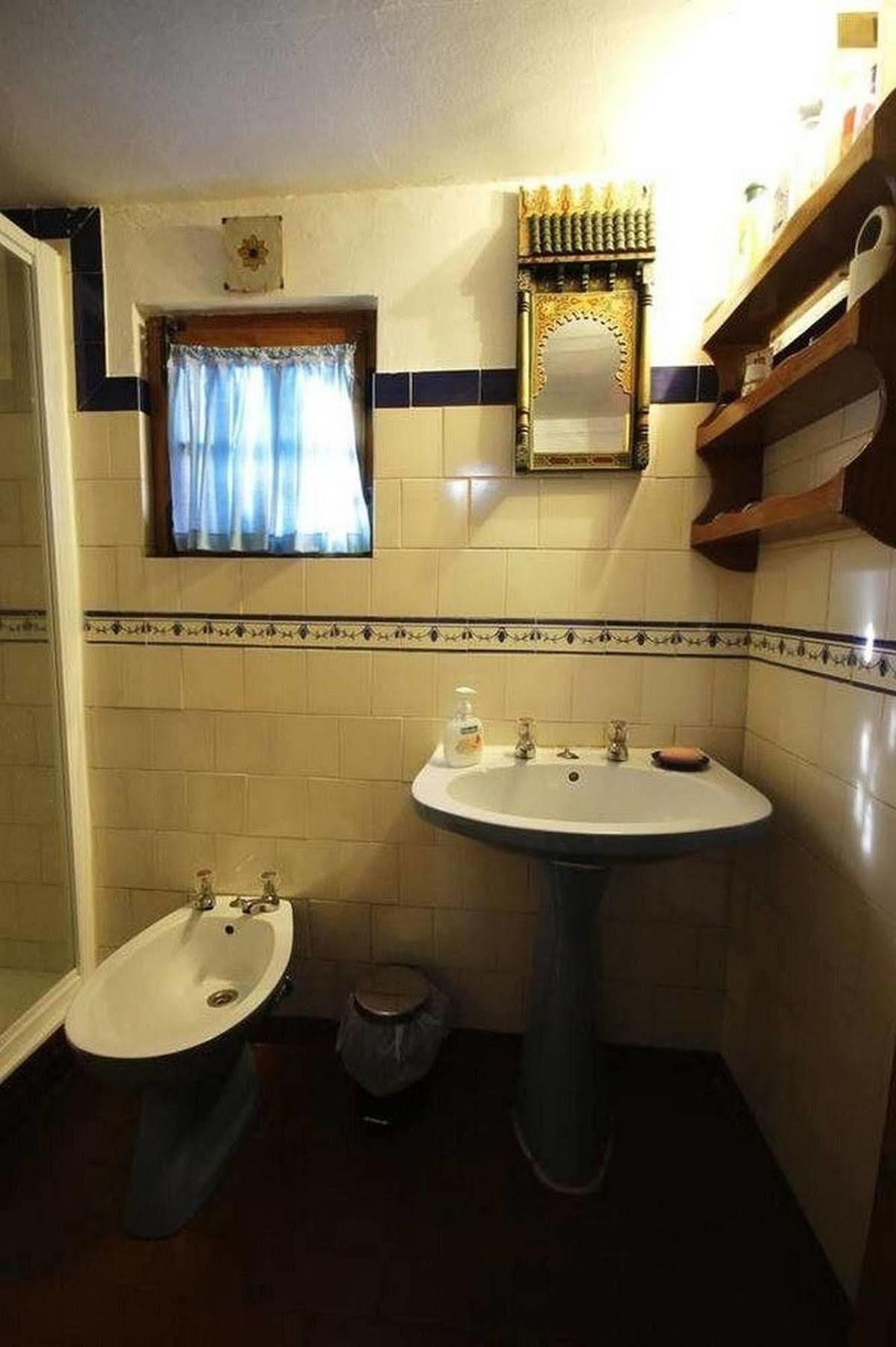 Small * Sintra