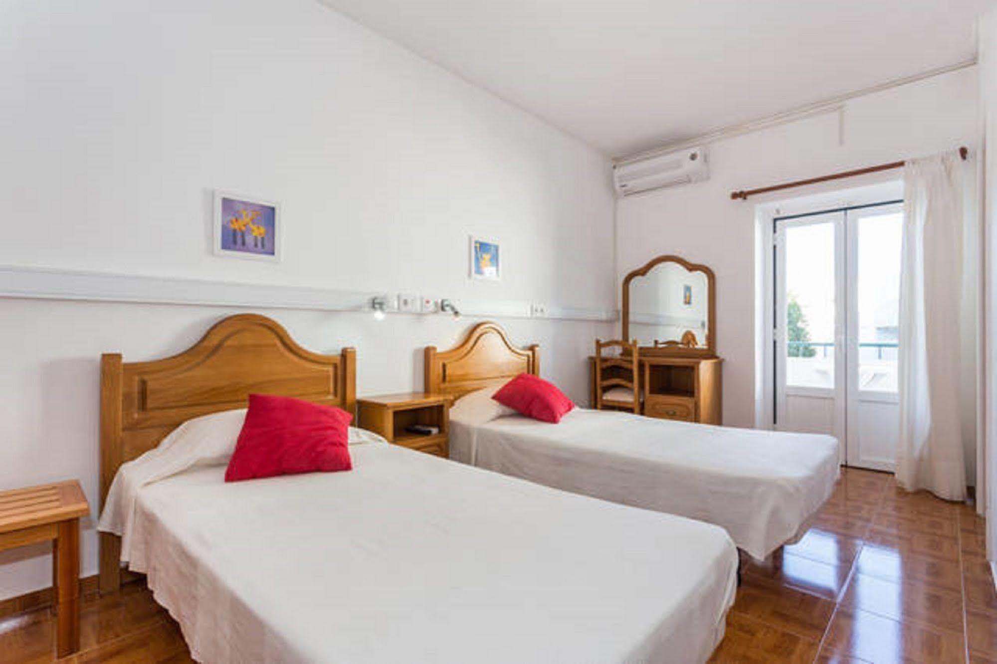 Pensao Dona Ana By Portugalferias Guest house