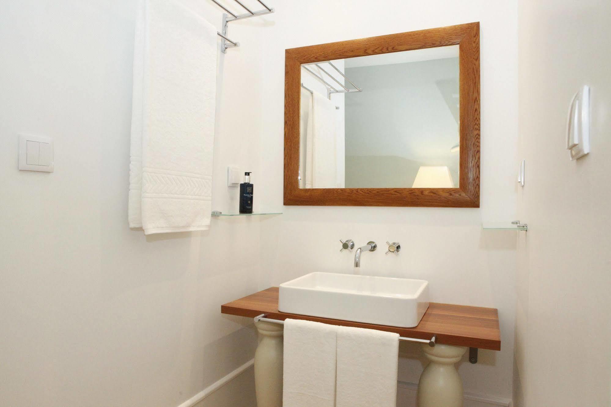 Alecrim Ao Chiado Guest house