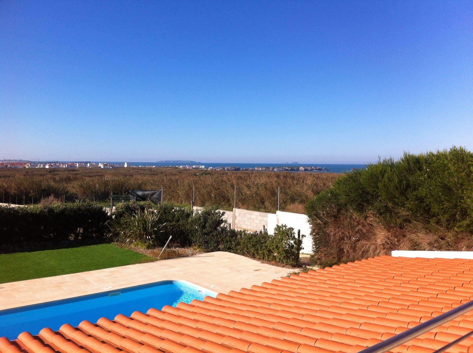 Freesurfcamp & * Baleal