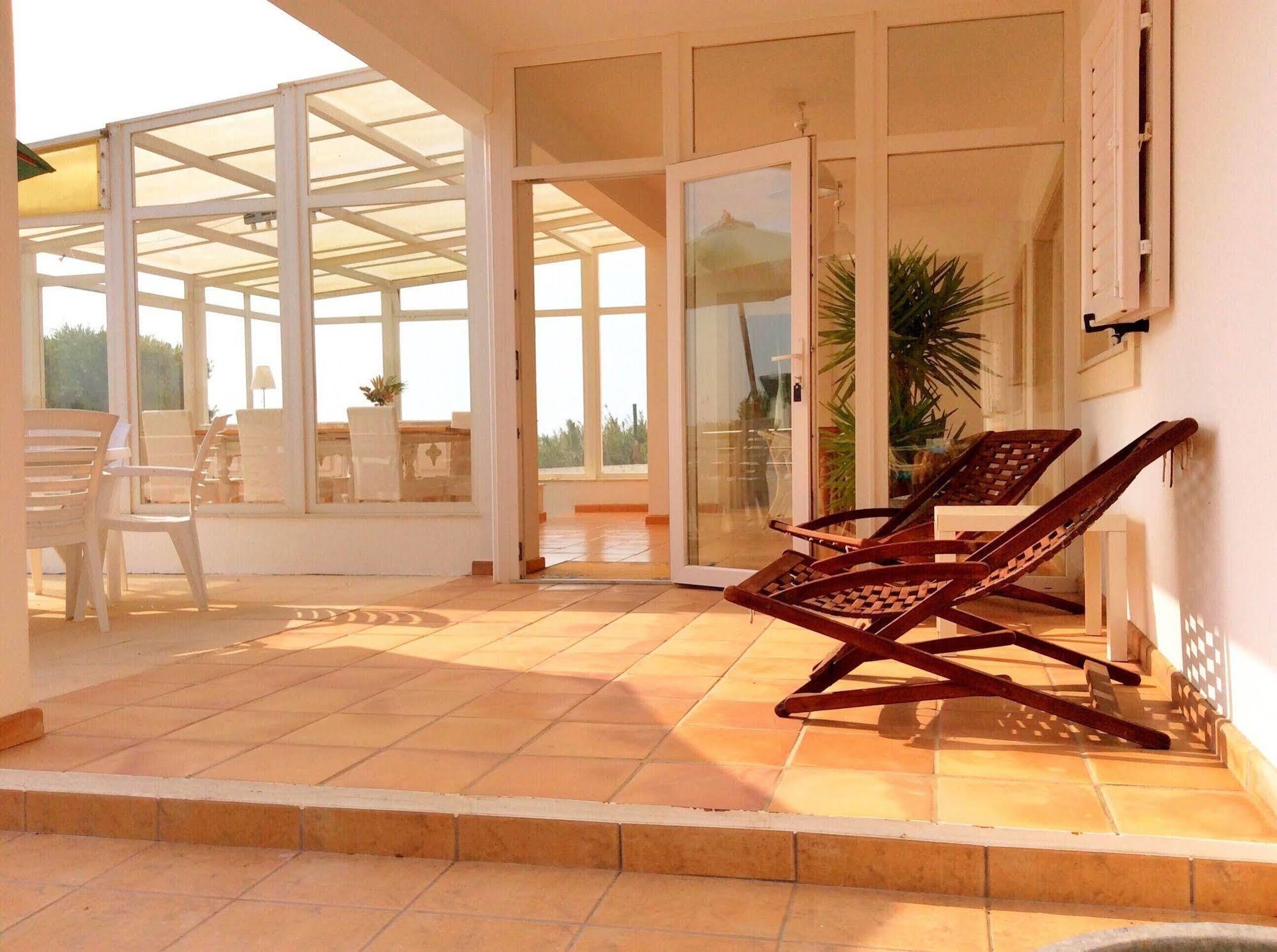 Hostel Freesurfcamp &