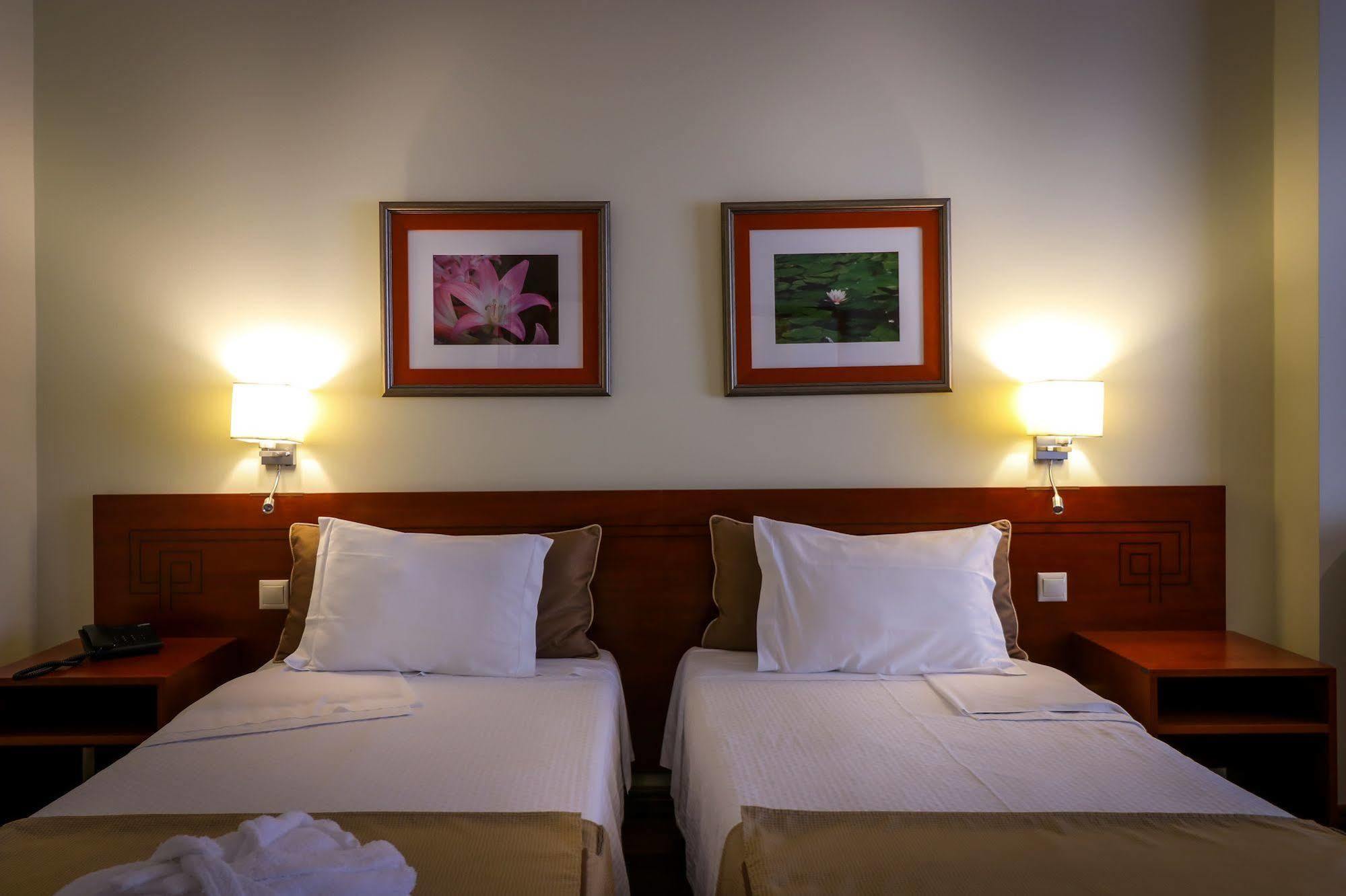 Camoes Hotel Ponta Delgada (Sao Miguel)