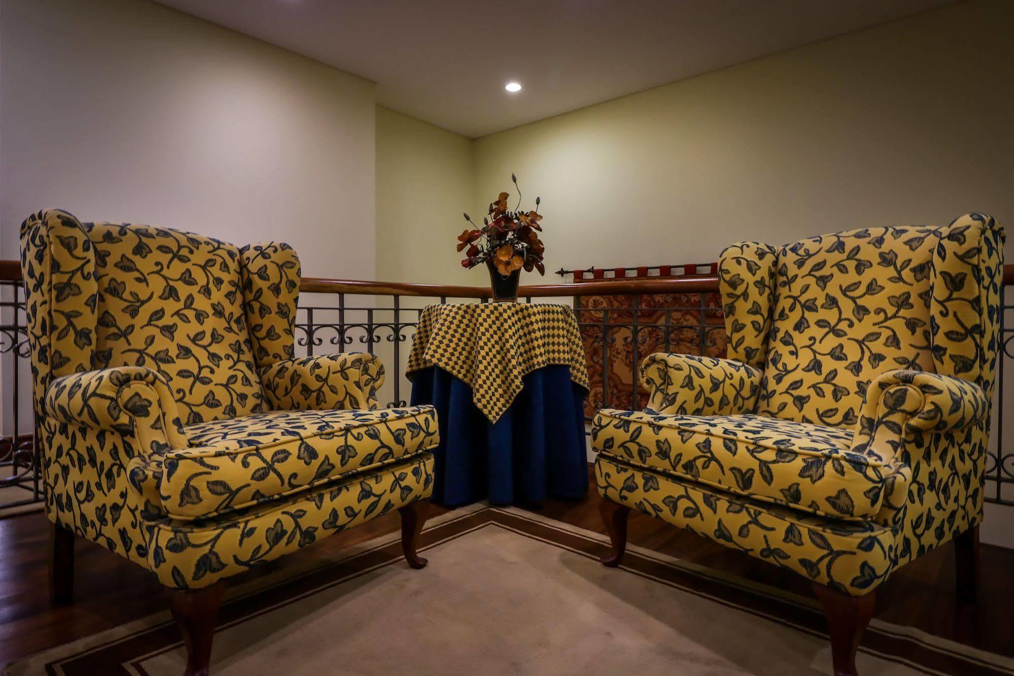 Camoes Hotel 4*