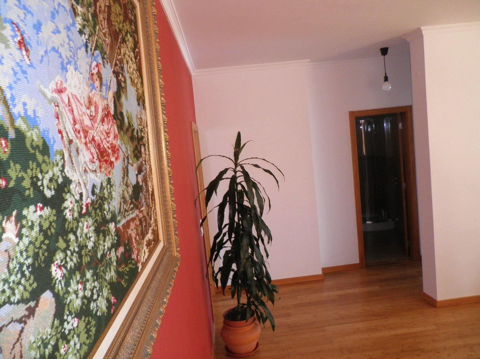 Luz - Family House Vacations- Large Private Outdoor Area