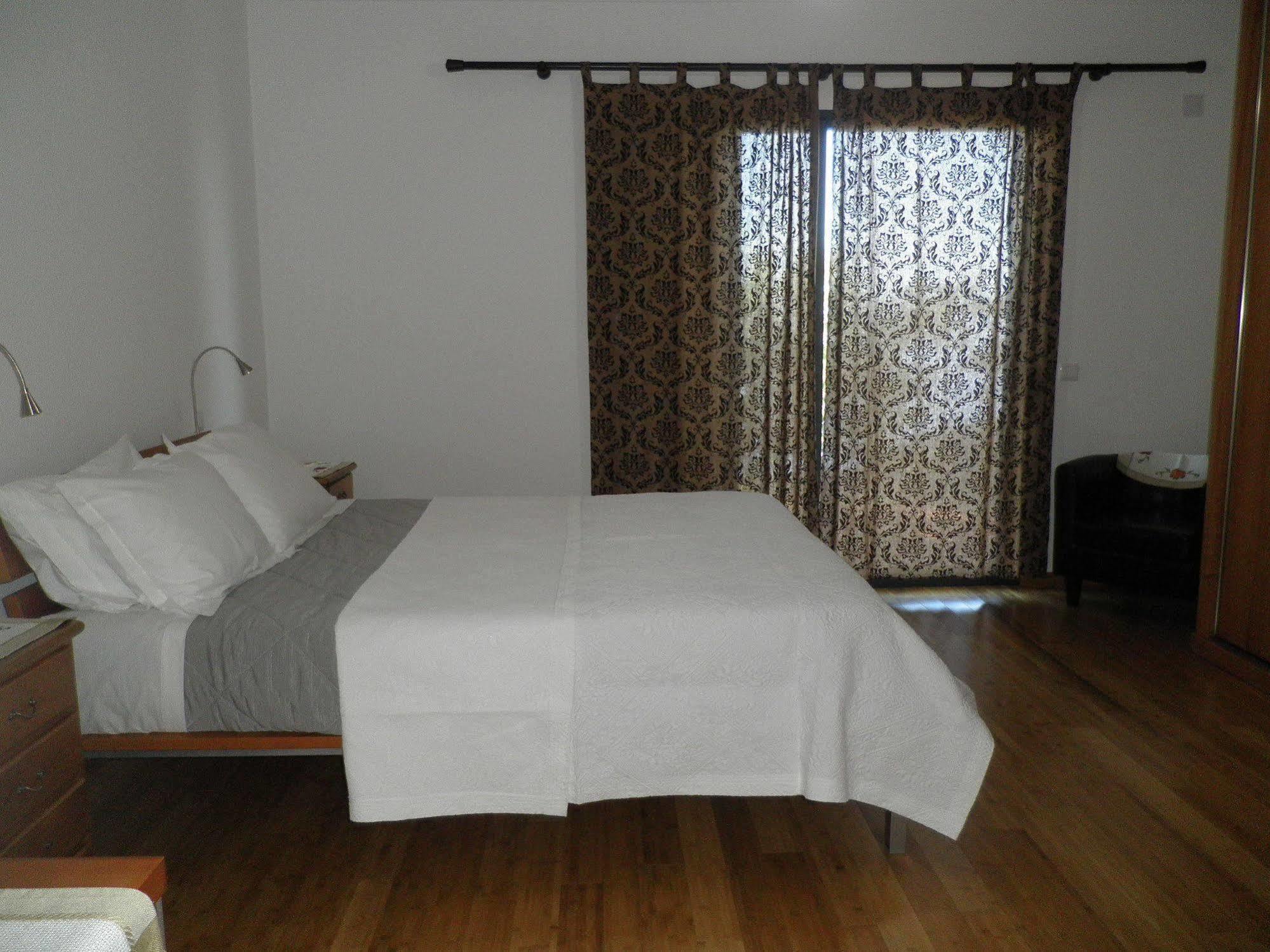 Luz - Family House Vacations- Large Private Outdoor Area Villa