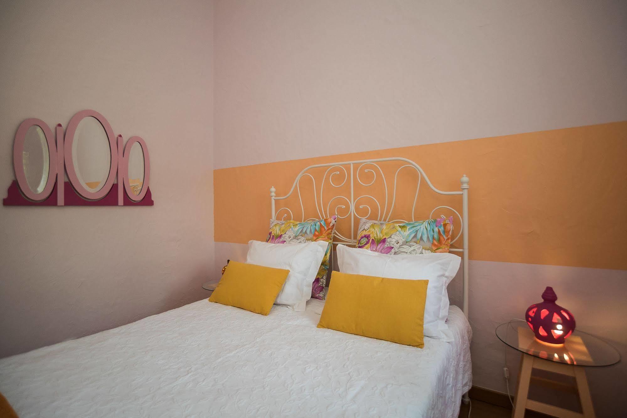 Surf By Laneez Hostel Ericeira