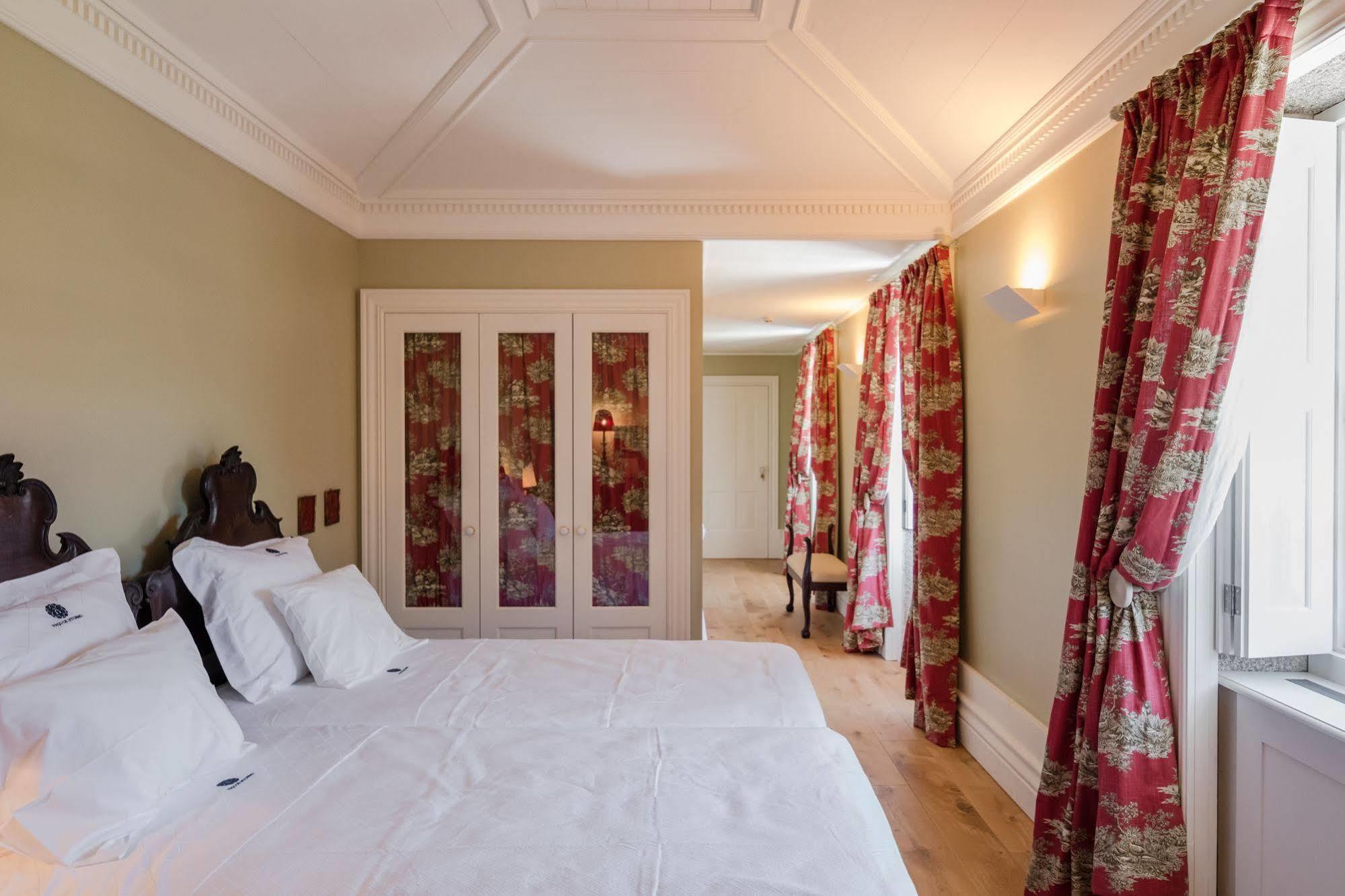Paco De Vitorino Hotel 4*