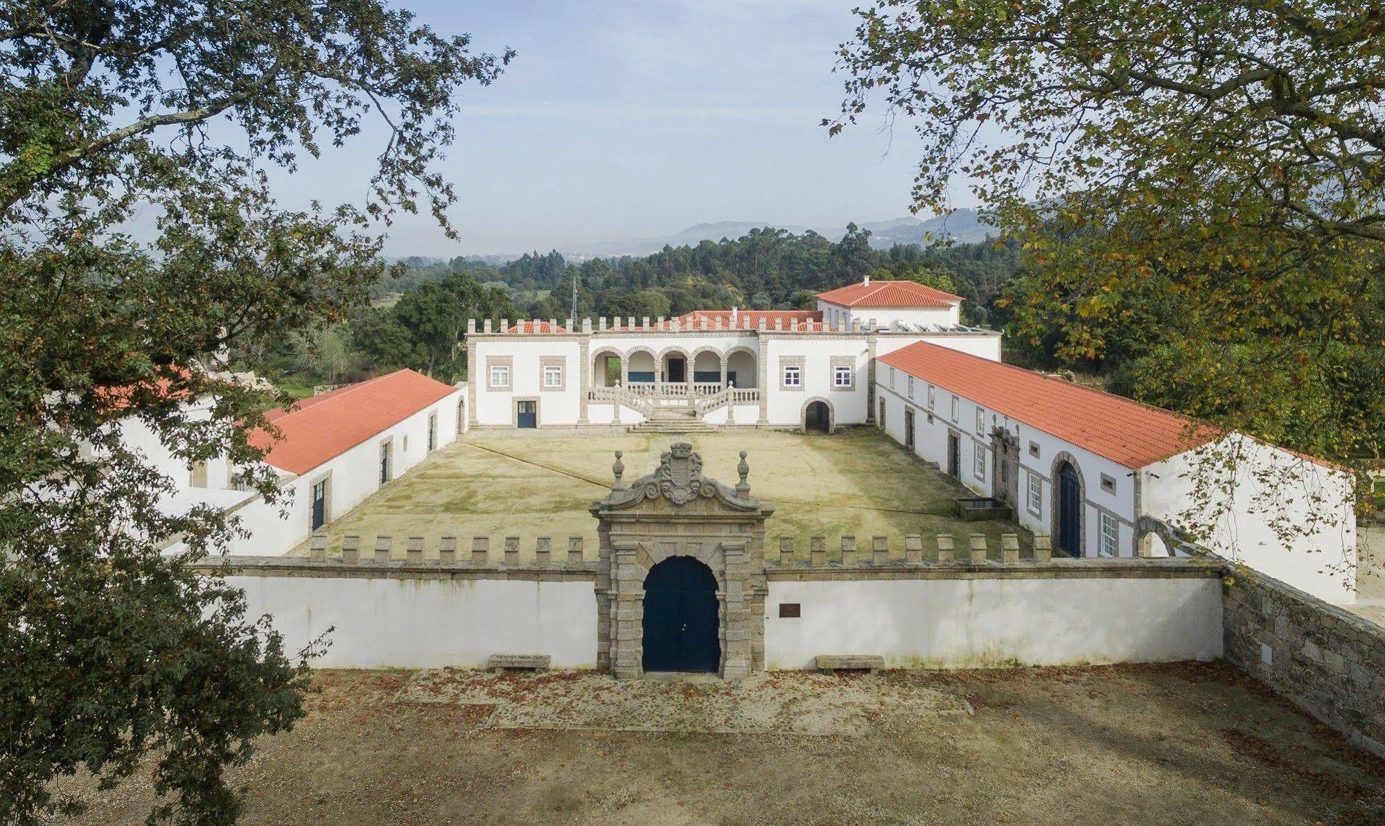 Hotel Paco De Vitorino 4*