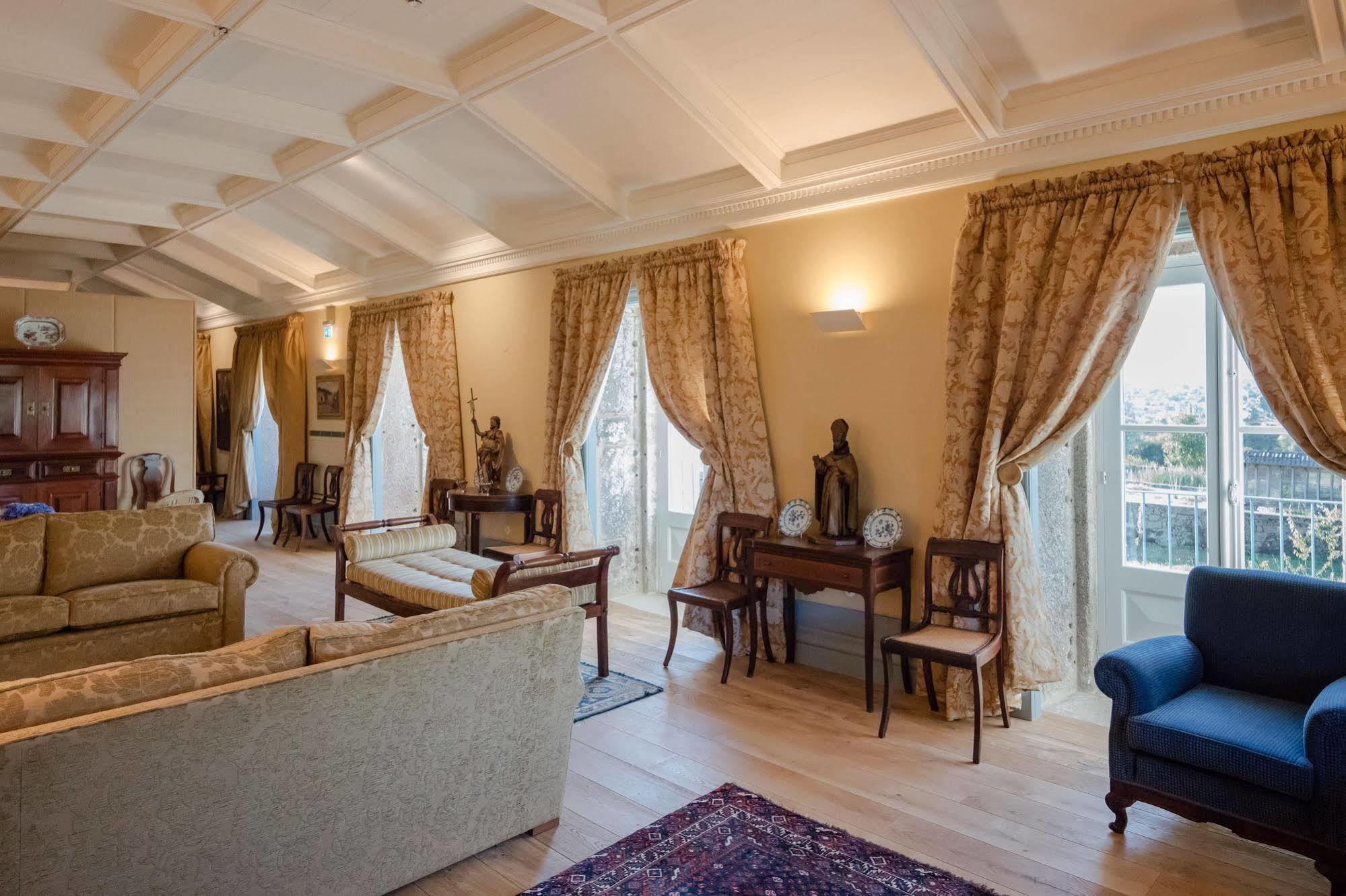 Paco De Vitorino Hotel