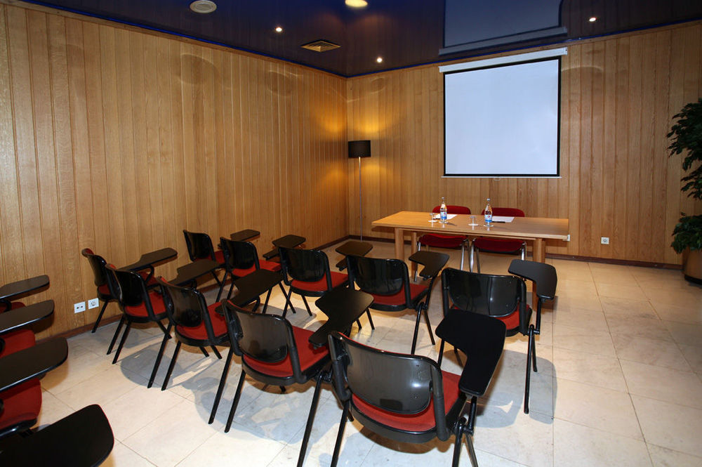 Meia Lua Hotel 3*