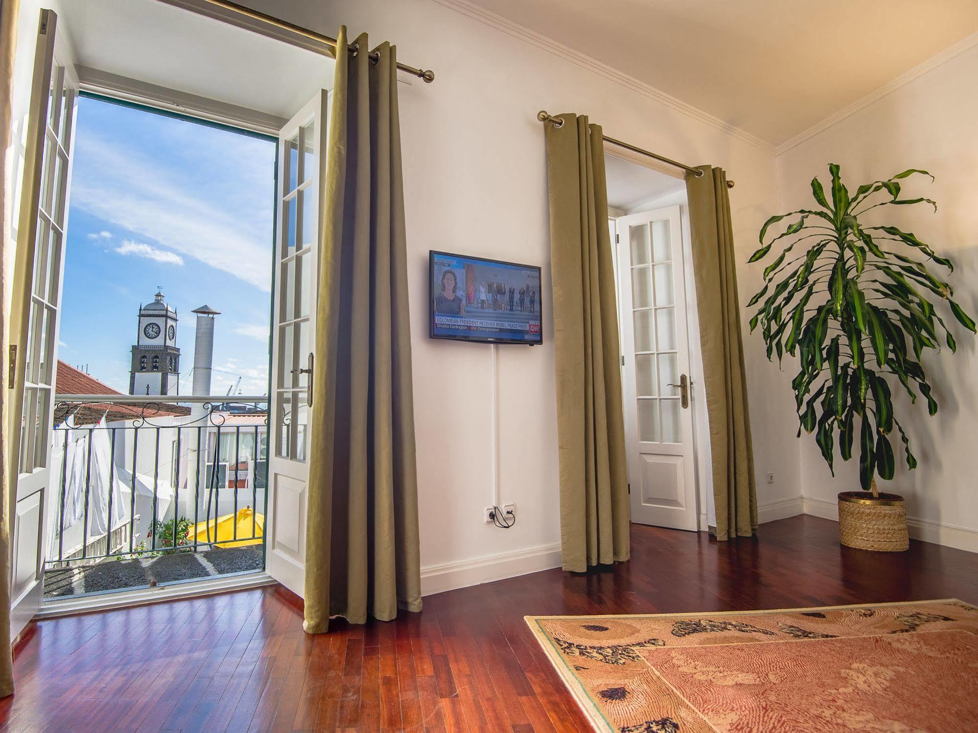 Guest house Comercial Boutique Guest House 2*