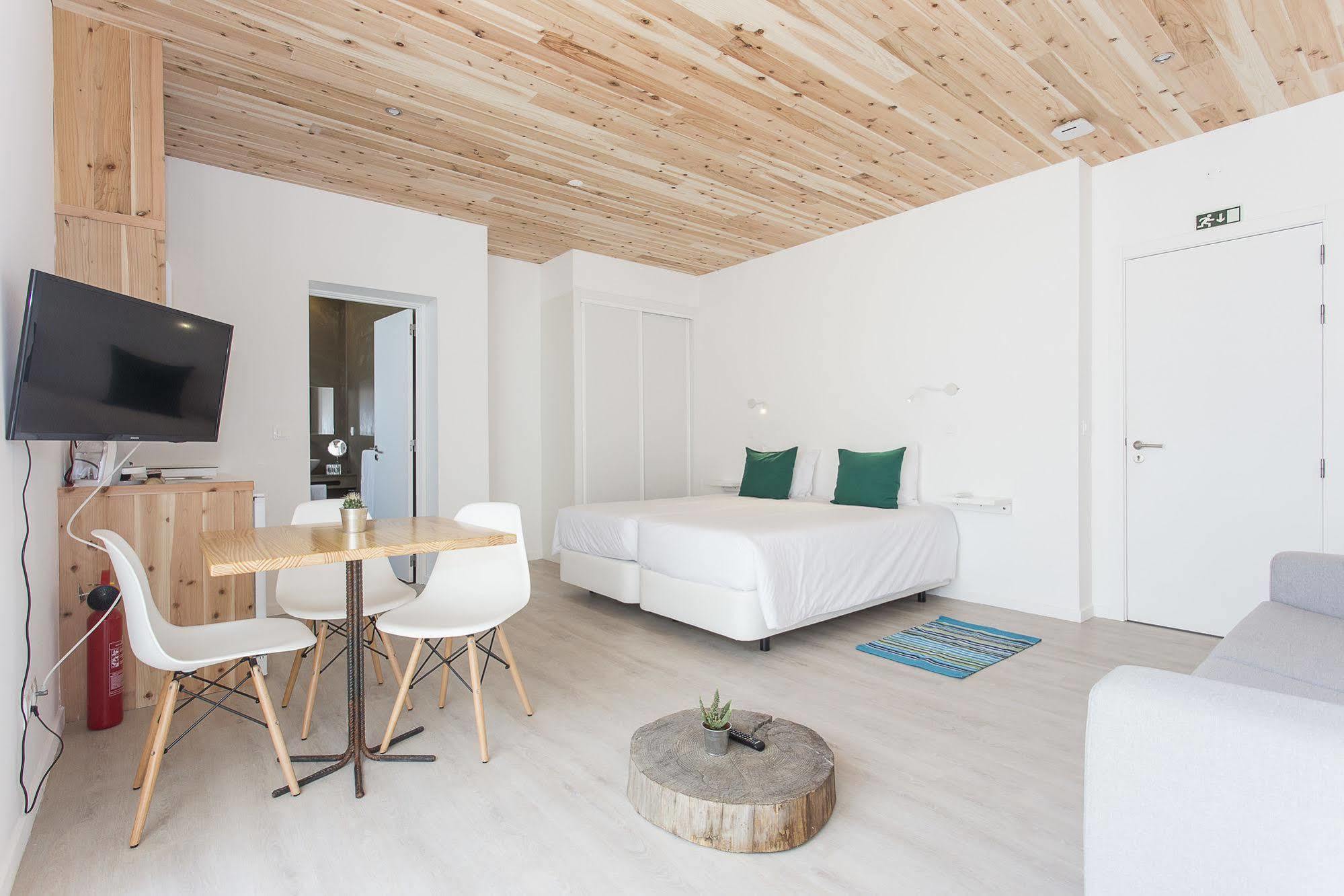 Sao Vicente Lodge - Atlantic Retreat Aparthotel