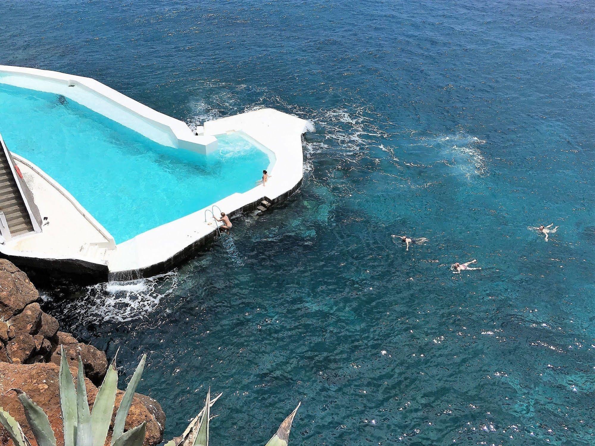 Albatroz & Yacht Club Santa Cruz - Madeira