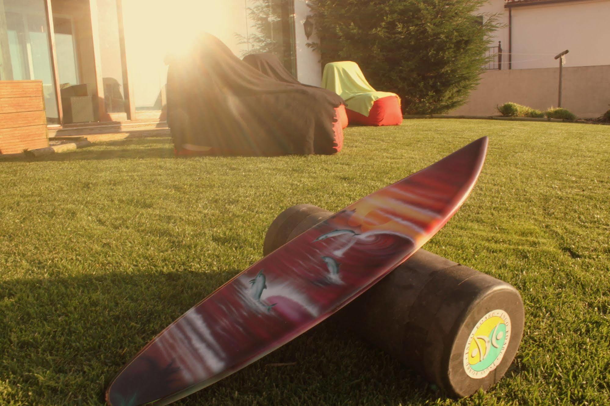 Hostel Tribo Da Praia - Almagreira Surf Peniche